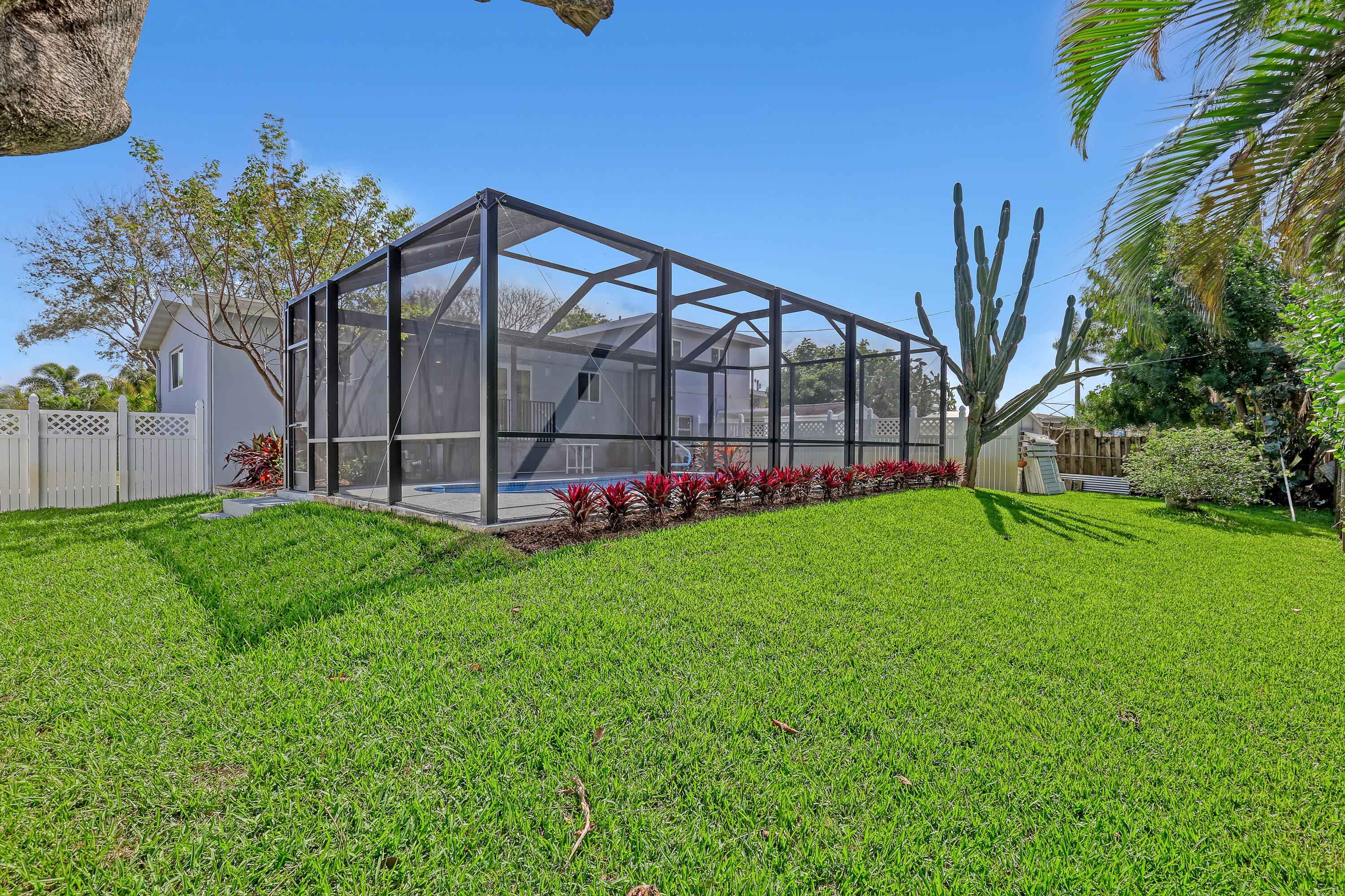 1505 High Ridge Road Lake Worth, FL 33461 - Photo 22 of 46 1505 High Ridge (29)
