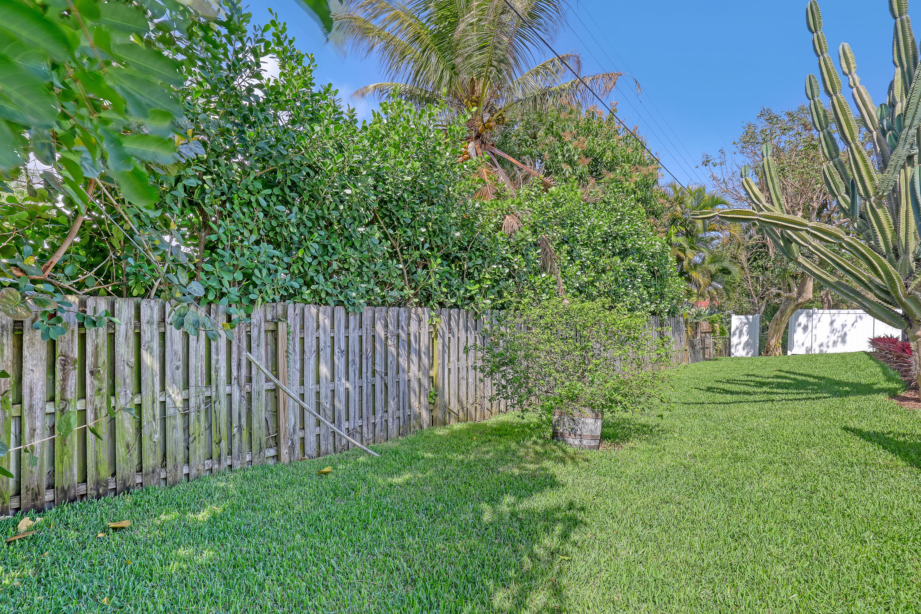 1505 High Ridge Road Lake Worth, FL 33461 - Photo 33 of 46 1505 High Ridge (32)