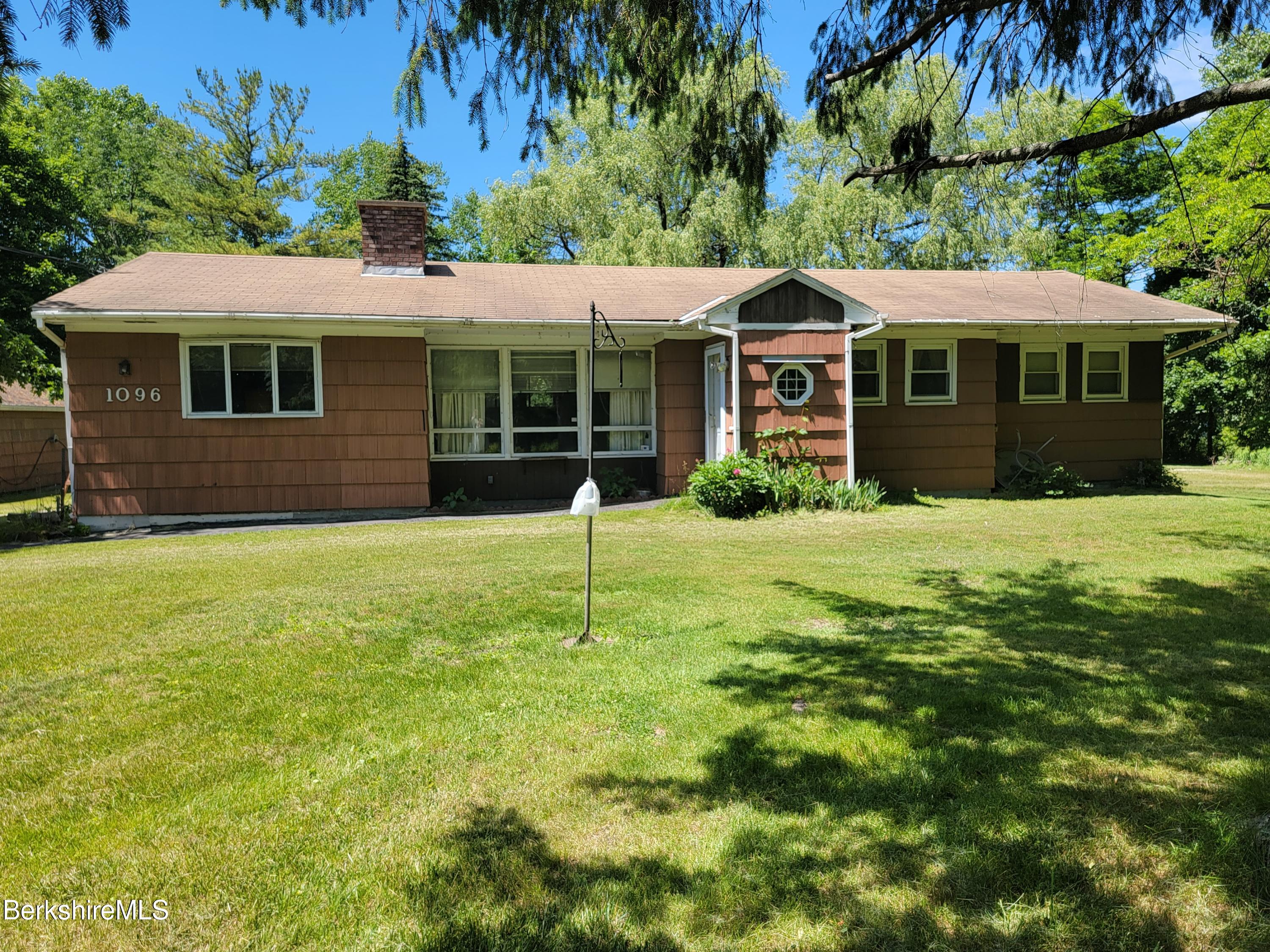 1096 South State Road Cheshire, MA 01225 - Photo 1 of 41 Front of House