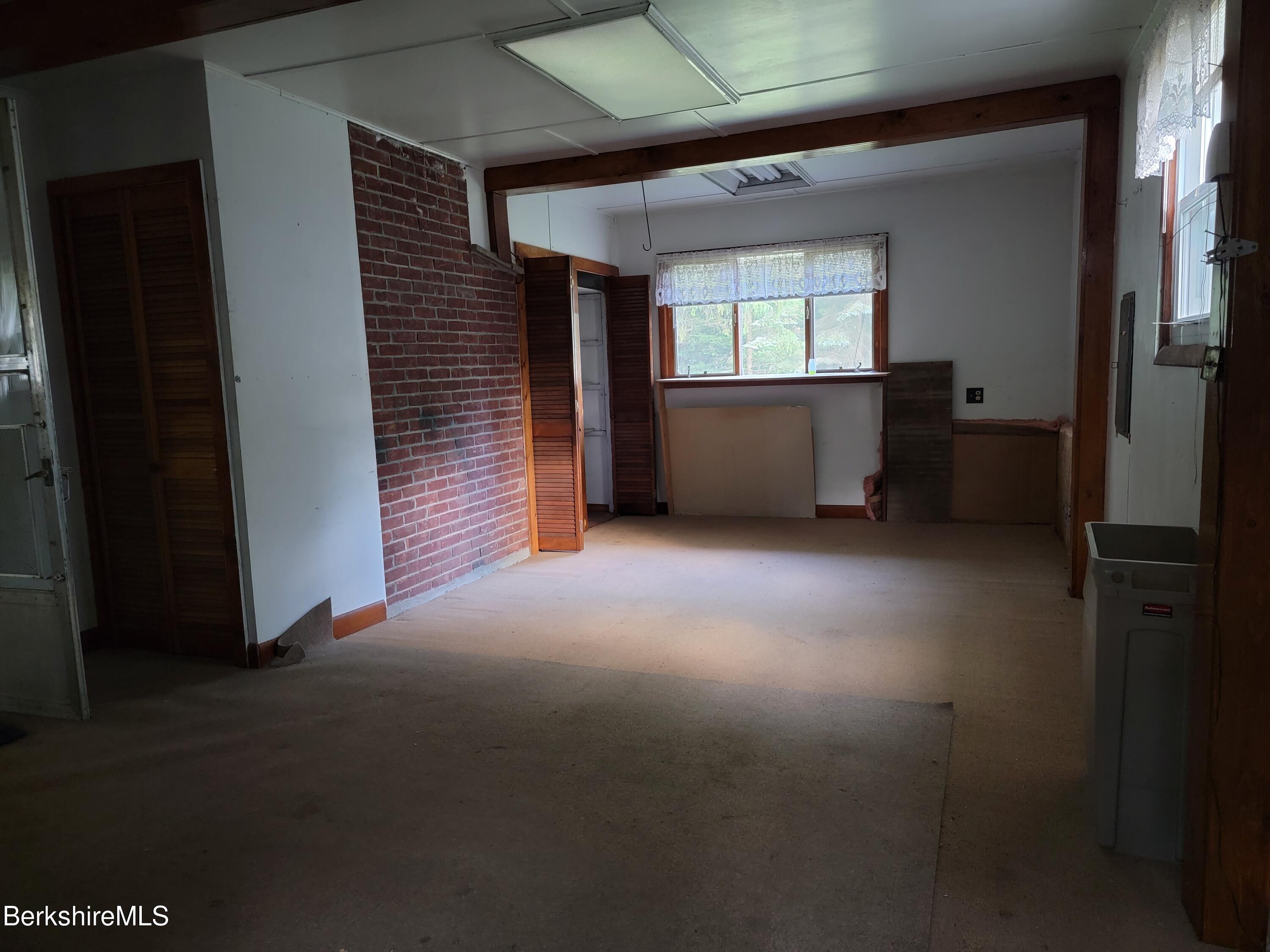 1096 South State Road Cheshire, MA 01225 - Photo 14 of 41 Entry from back entry into sunroom