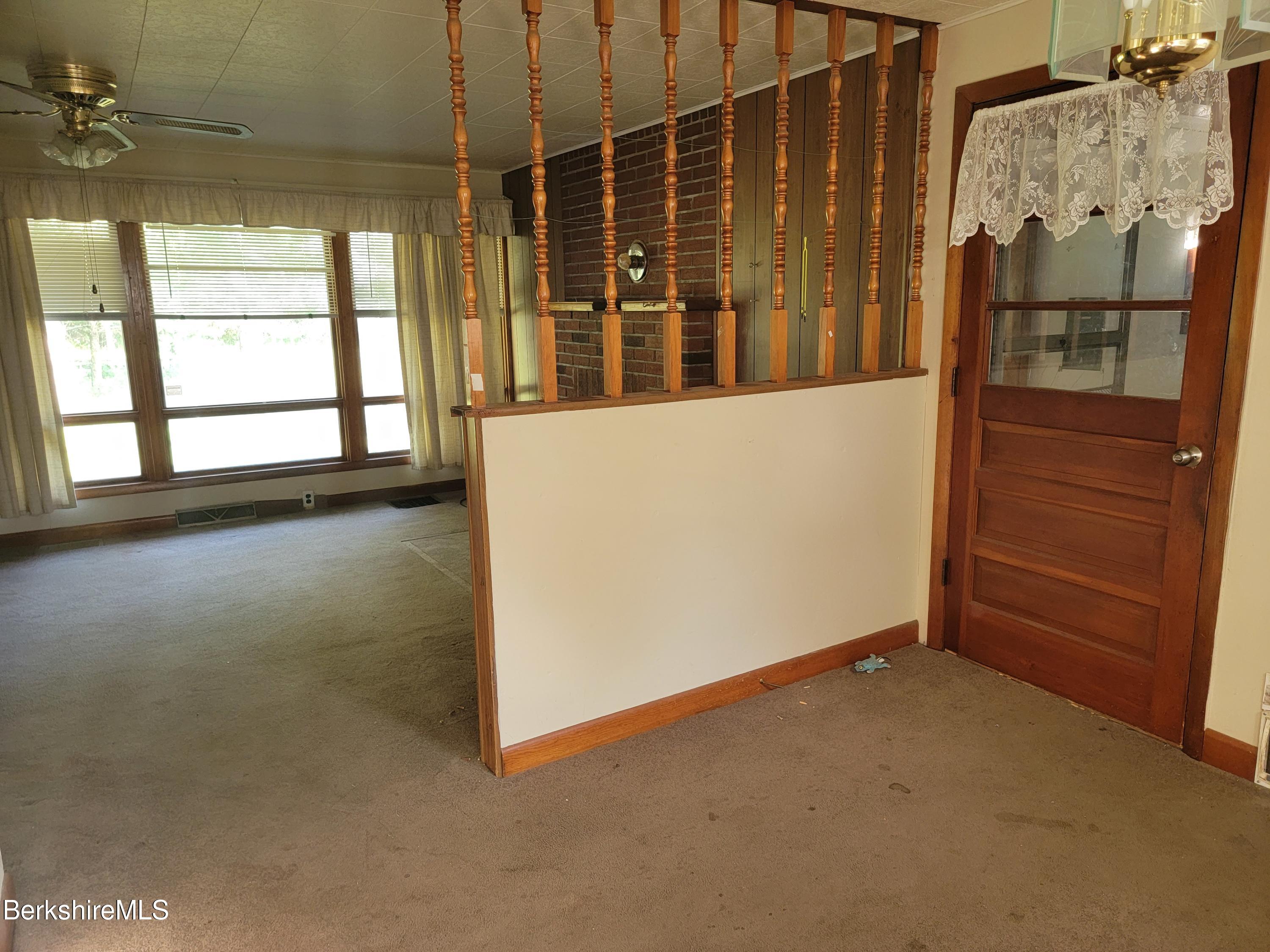 1096 South State Road Cheshire, MA 01225 - Photo 17 of 41 dining into living