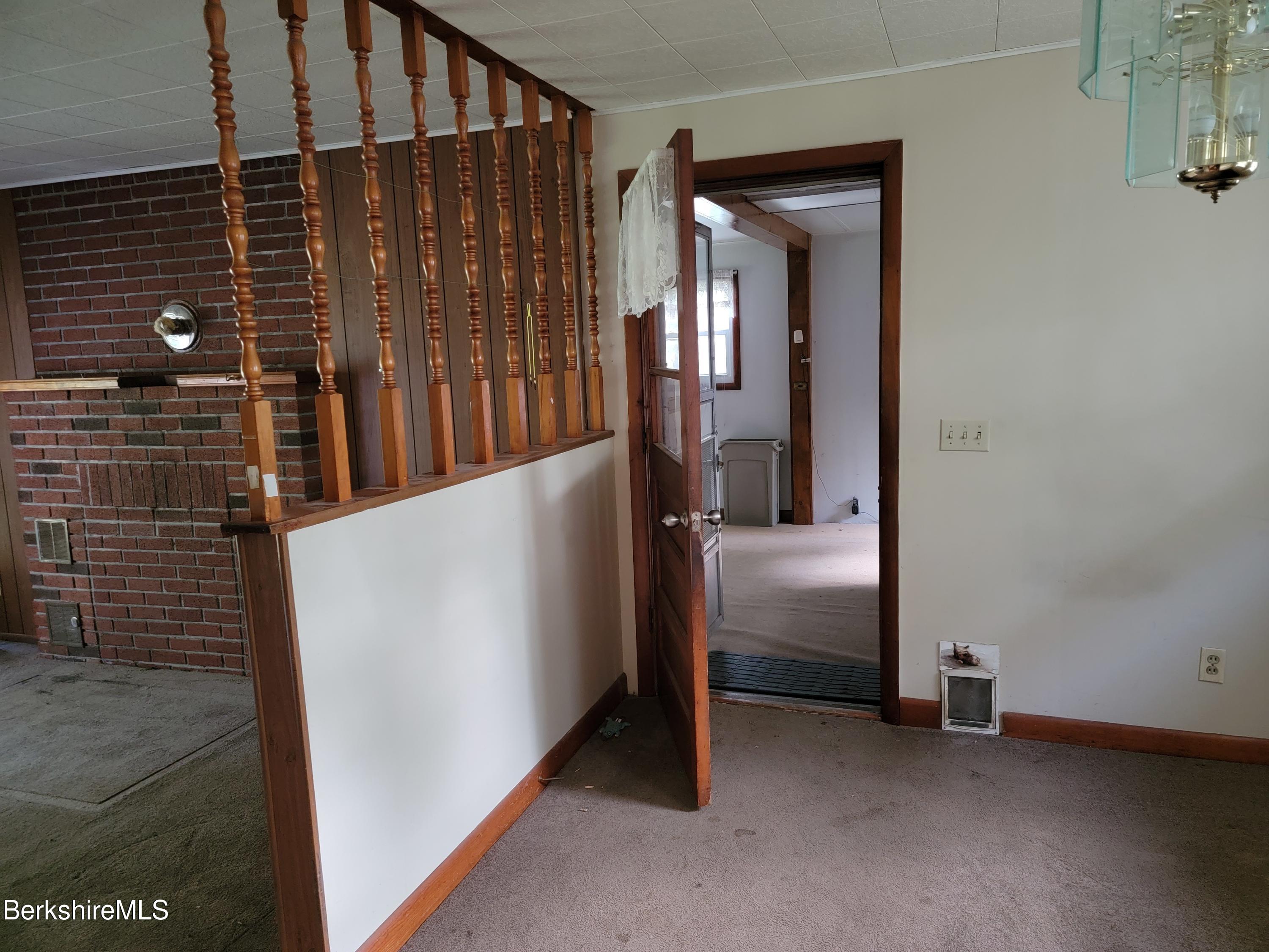 1096 South State Road Cheshire, MA 01225 - Photo 18 of 41 dining back into sunroom