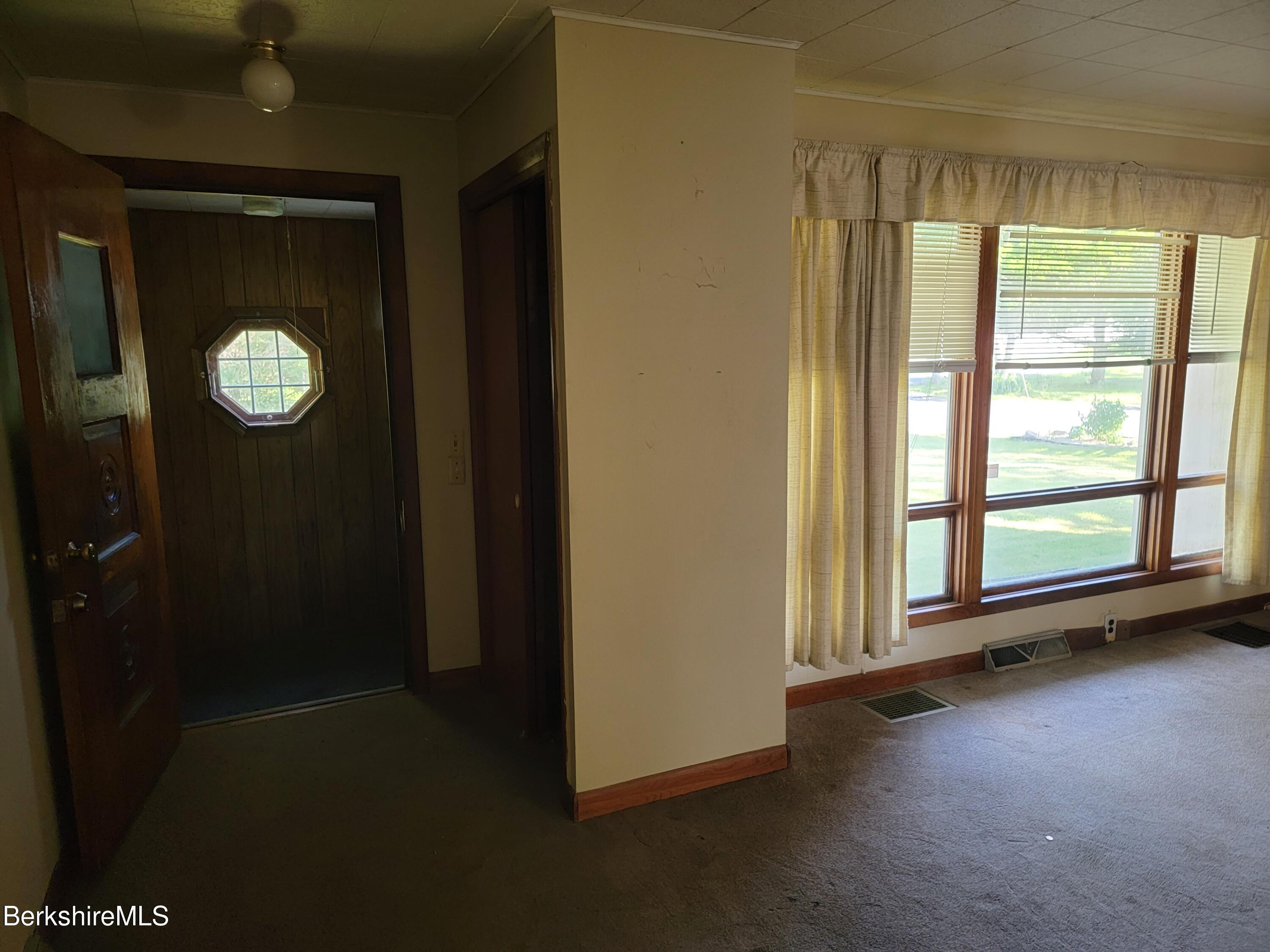 1096 South State Road Cheshire, MA 01225 - Photo 26 of 41 living to front entry
