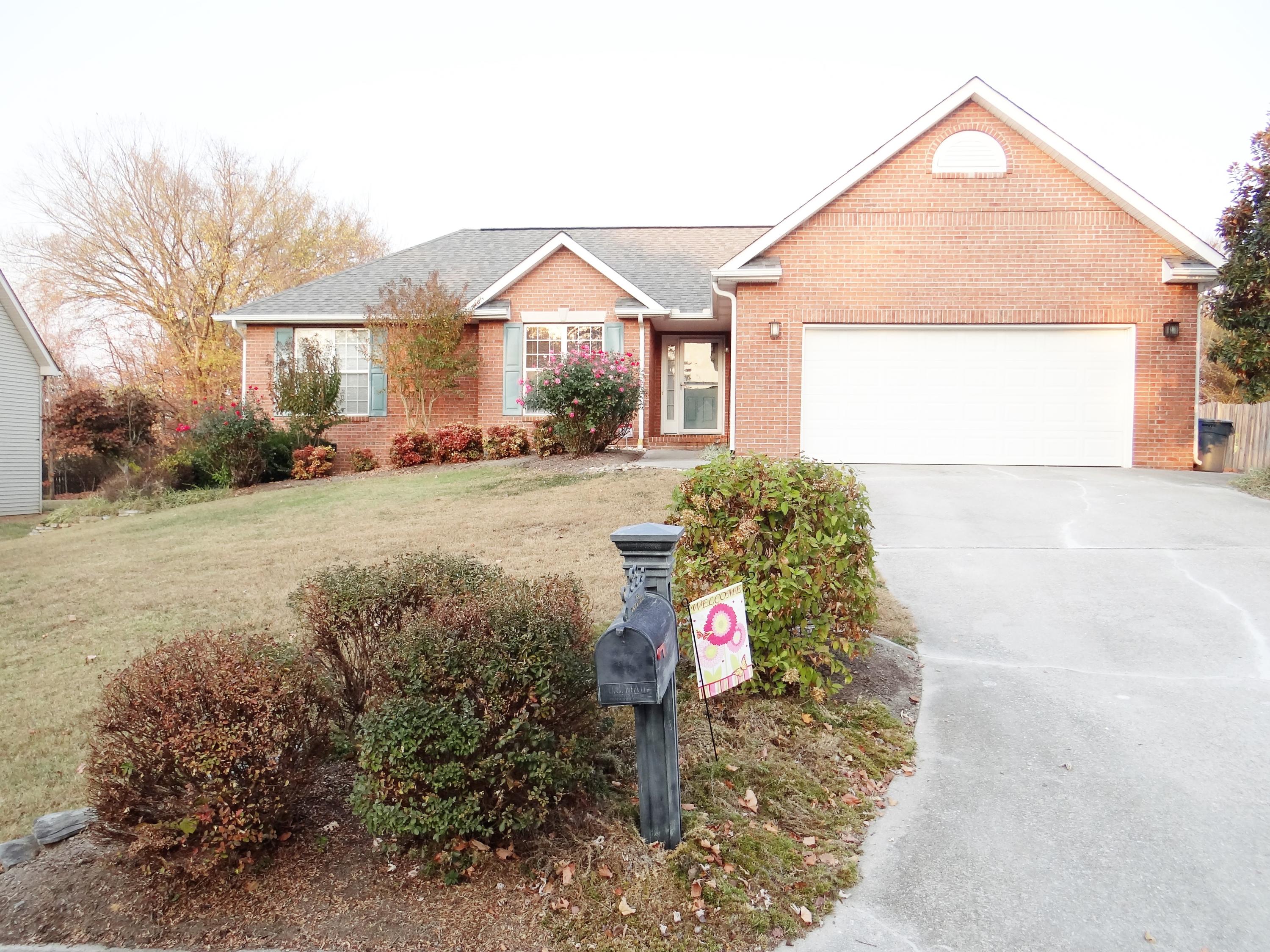 7218 Emerald Heath Road Powell, TN 37849 - Photo 2 of 31 DSC00626