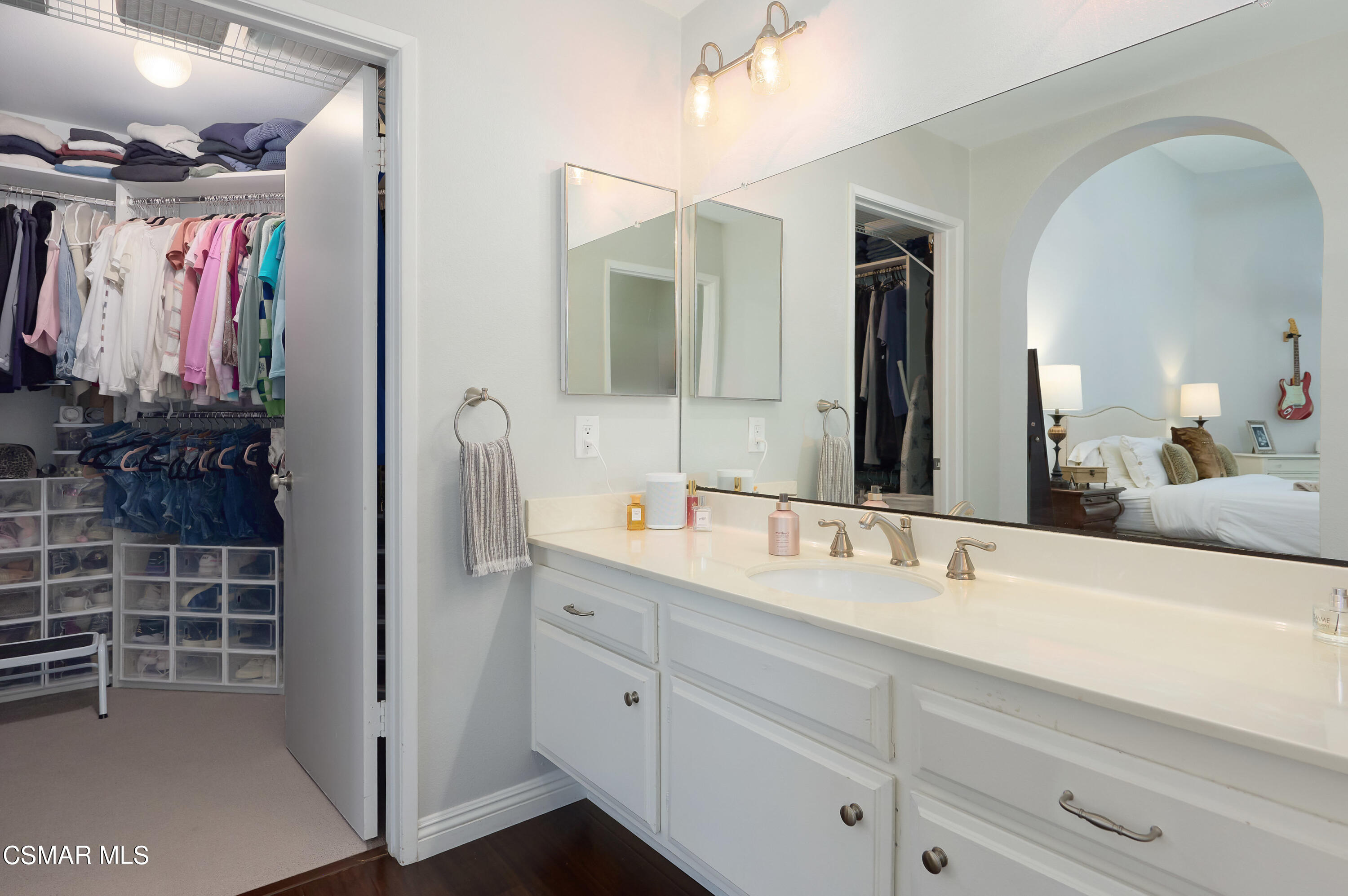 4798 Talmadge Road Moorpark, CA 93021 - Photo 32 of 65 Primary Bathroom