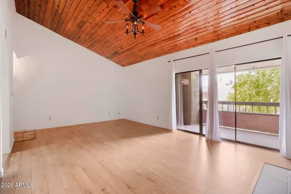 $2,300 | 5998 North 78th Street, Unit 203, Scottsdale, AZ 85250