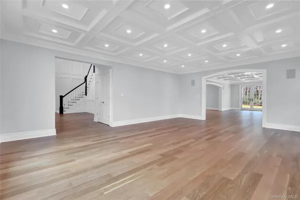 $4,995,000 | 541 Split Rock Road, Syosset, NY 11791