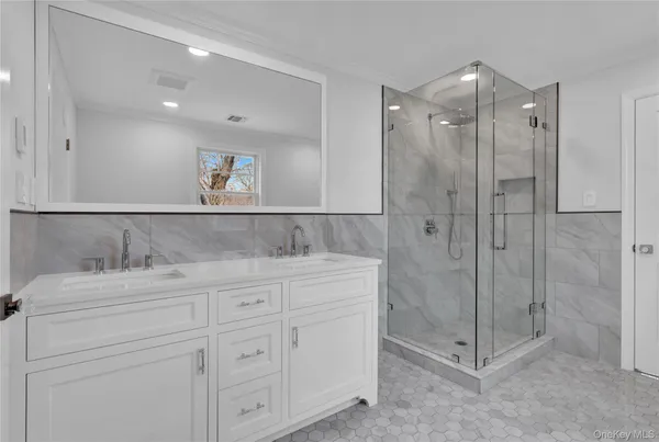 $4,995,000 | 541 Split Rock Road, Syosset, NY 11791