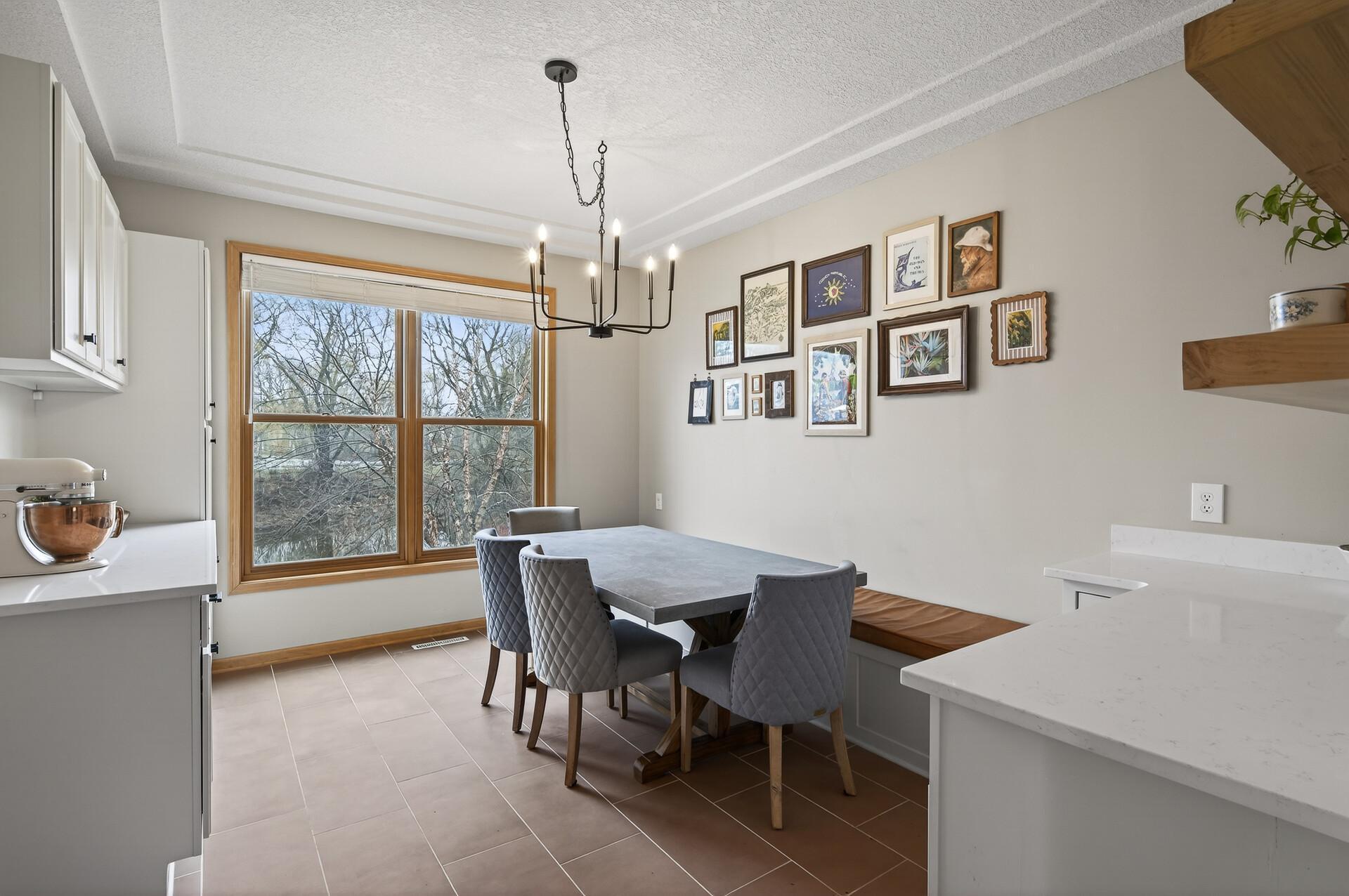 7319 Fawn Hill Road Chanhassen, MN 55317 - Photo 11 of 63