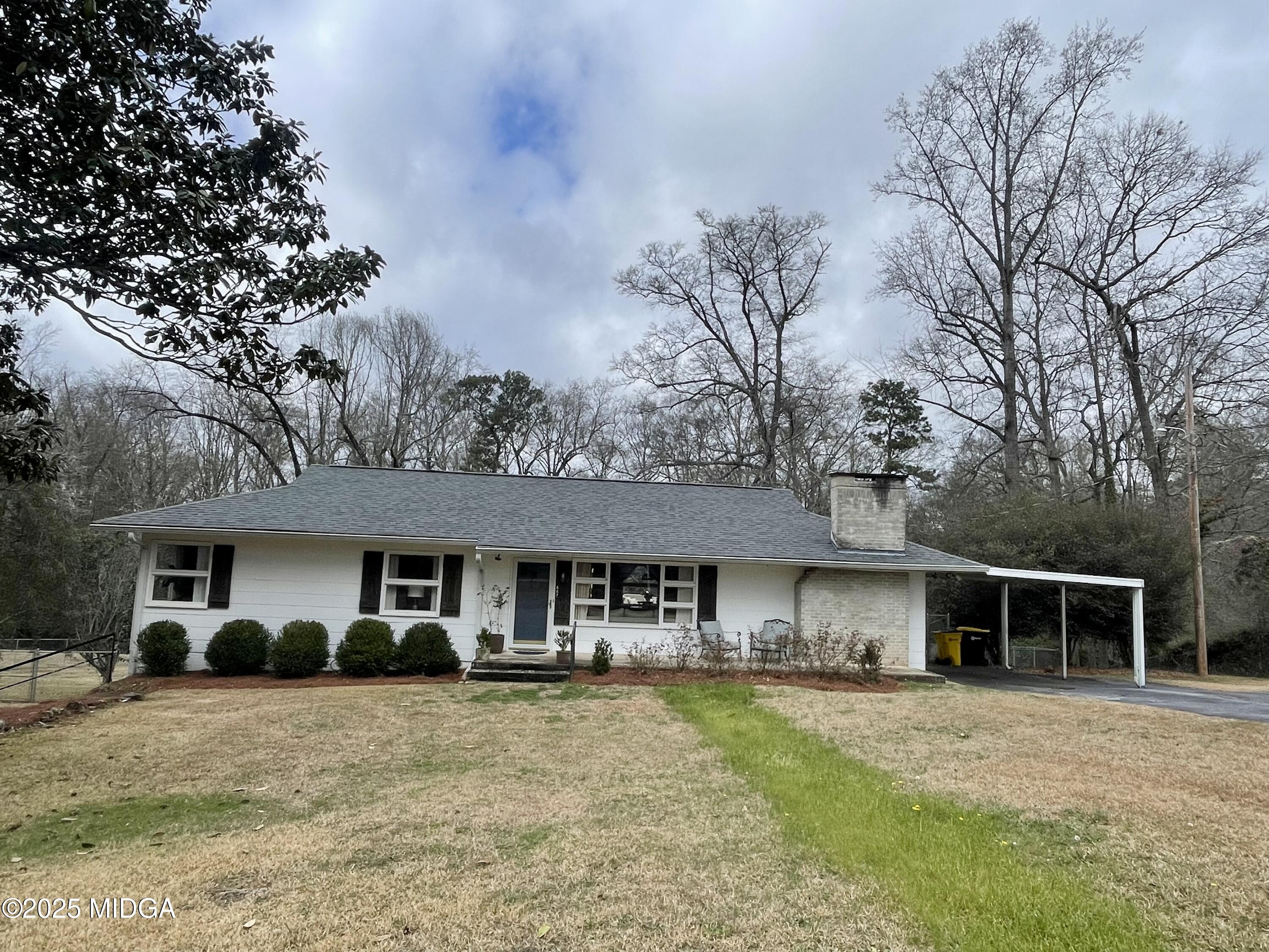 447 Sunset Terrace Forsyth, GA 31029 - Photo 1 of 27 01