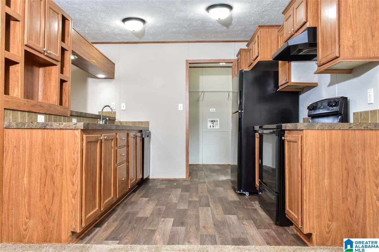 233 Rhett Circle Roanoke, AL 36274 - Photo 8 of 23