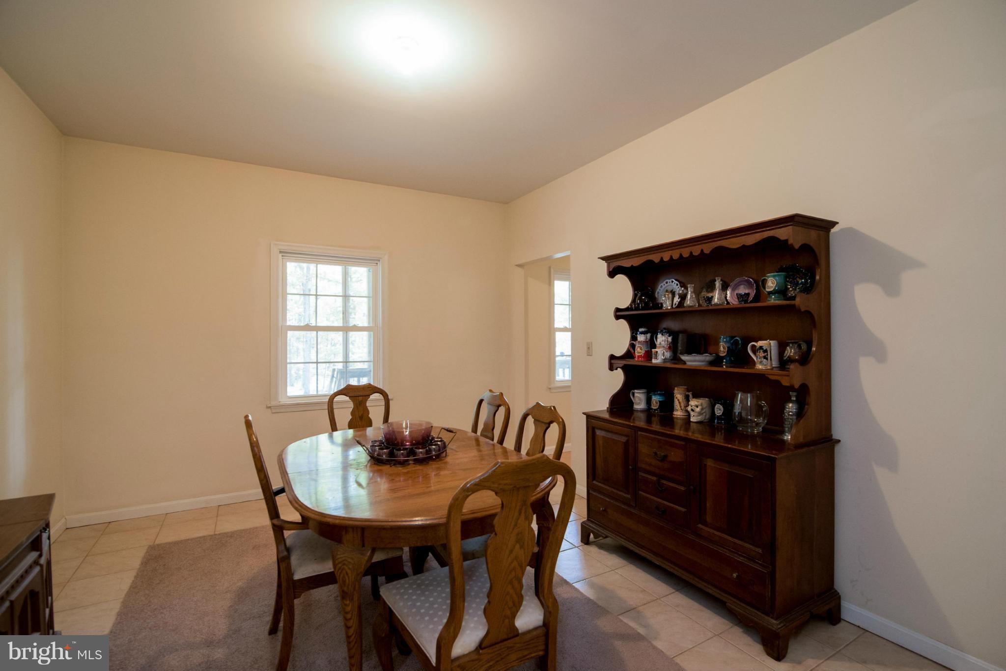 9839 Woodsboro Road Frederick, MD 21701 - Photo 8 of 29 Dining Room