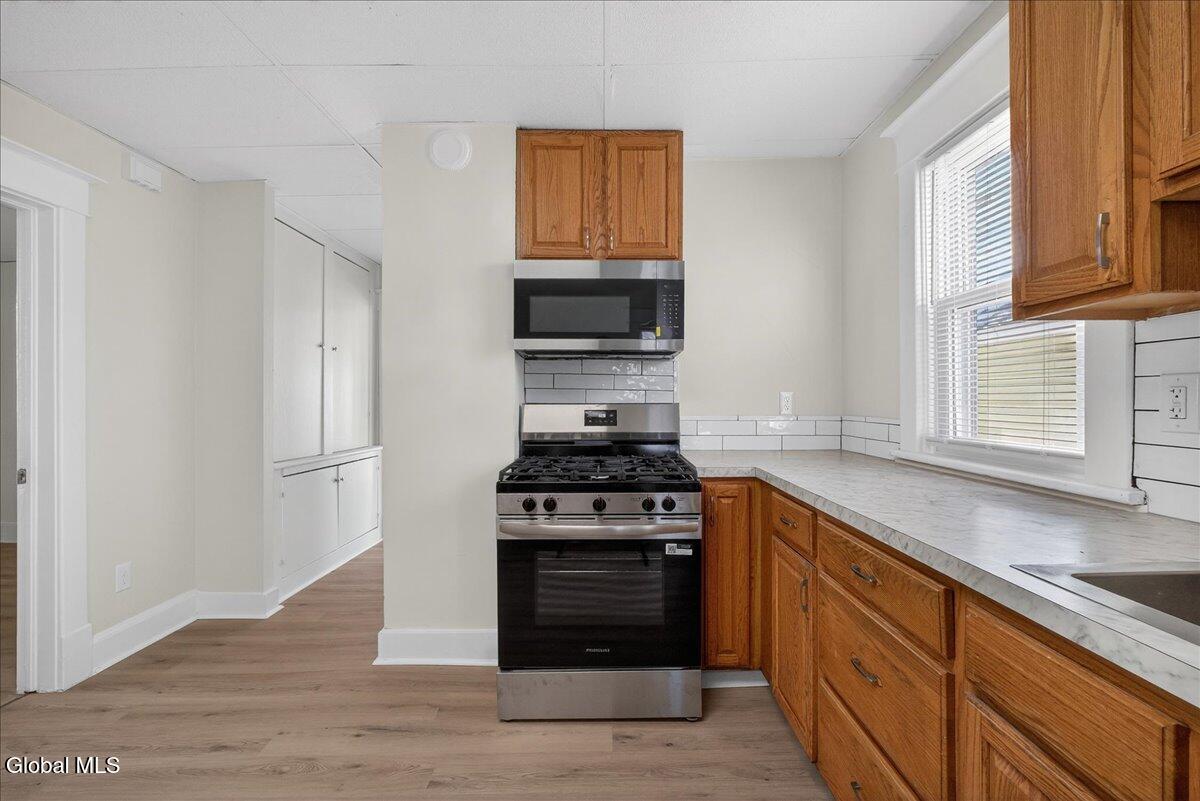 309 Division Street Schenectady, NY 12304 - Photo 13 of 21 2nd Floor