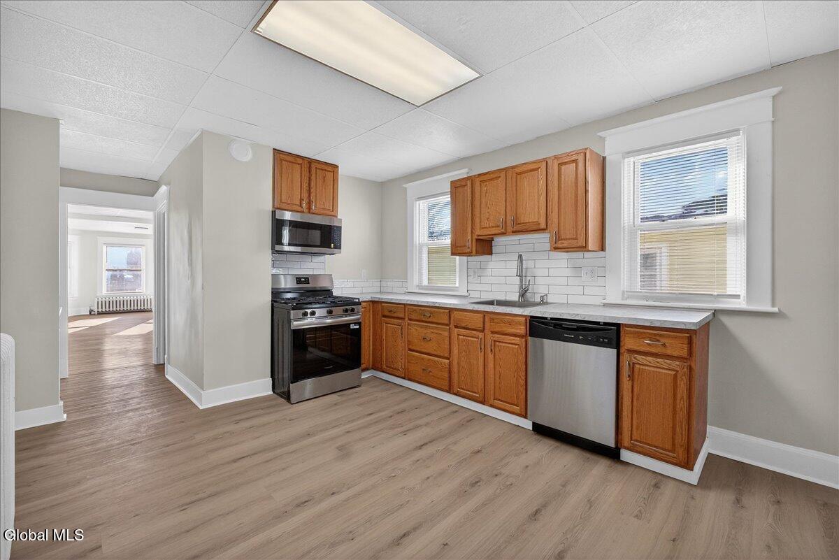 309 Division Street Schenectady, NY 12304 - Photo 14 of 21 2nd Floor