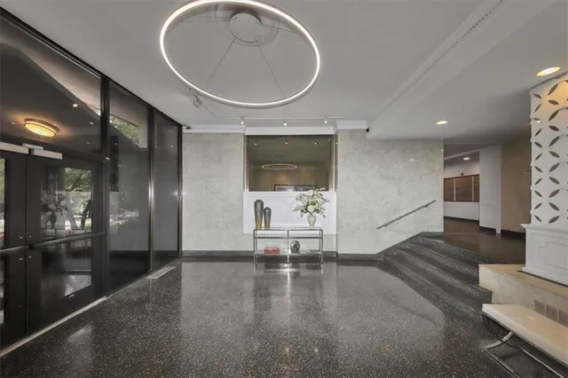 $199,900 | 3060 Pharr Ct N Northwest, Unit 608, Atlanta, GA 30305