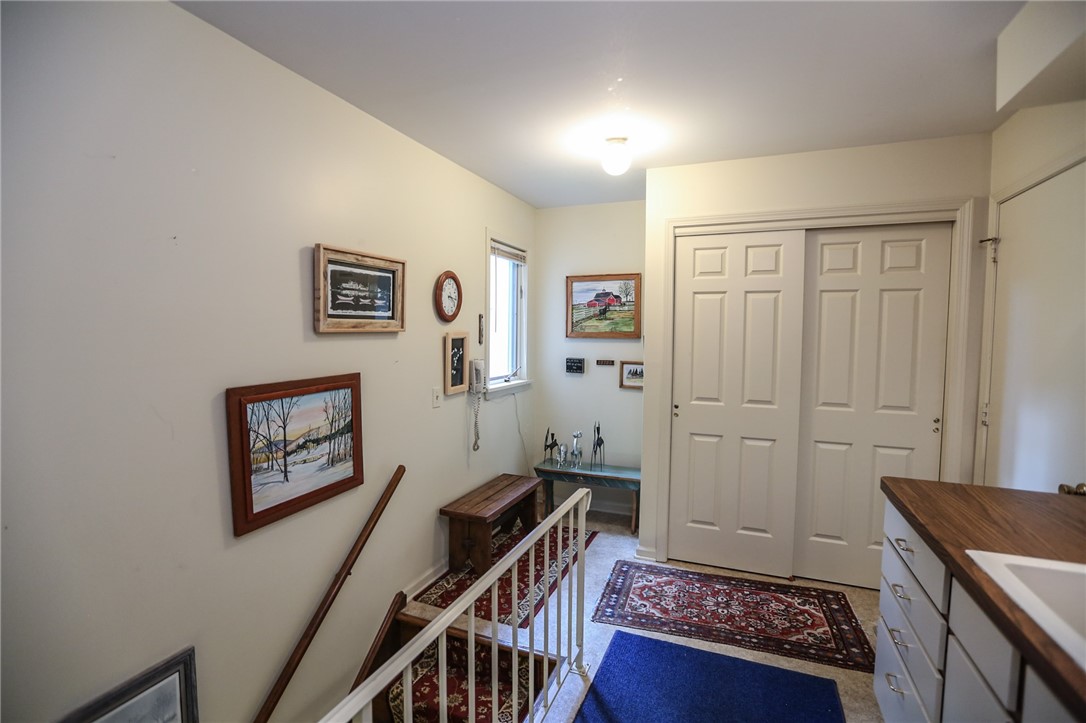 35 Shadow Pines Drive Penfield, NY 14526 - Photo 14 of 28 Laundry/Mud room with access to the 2 car garage