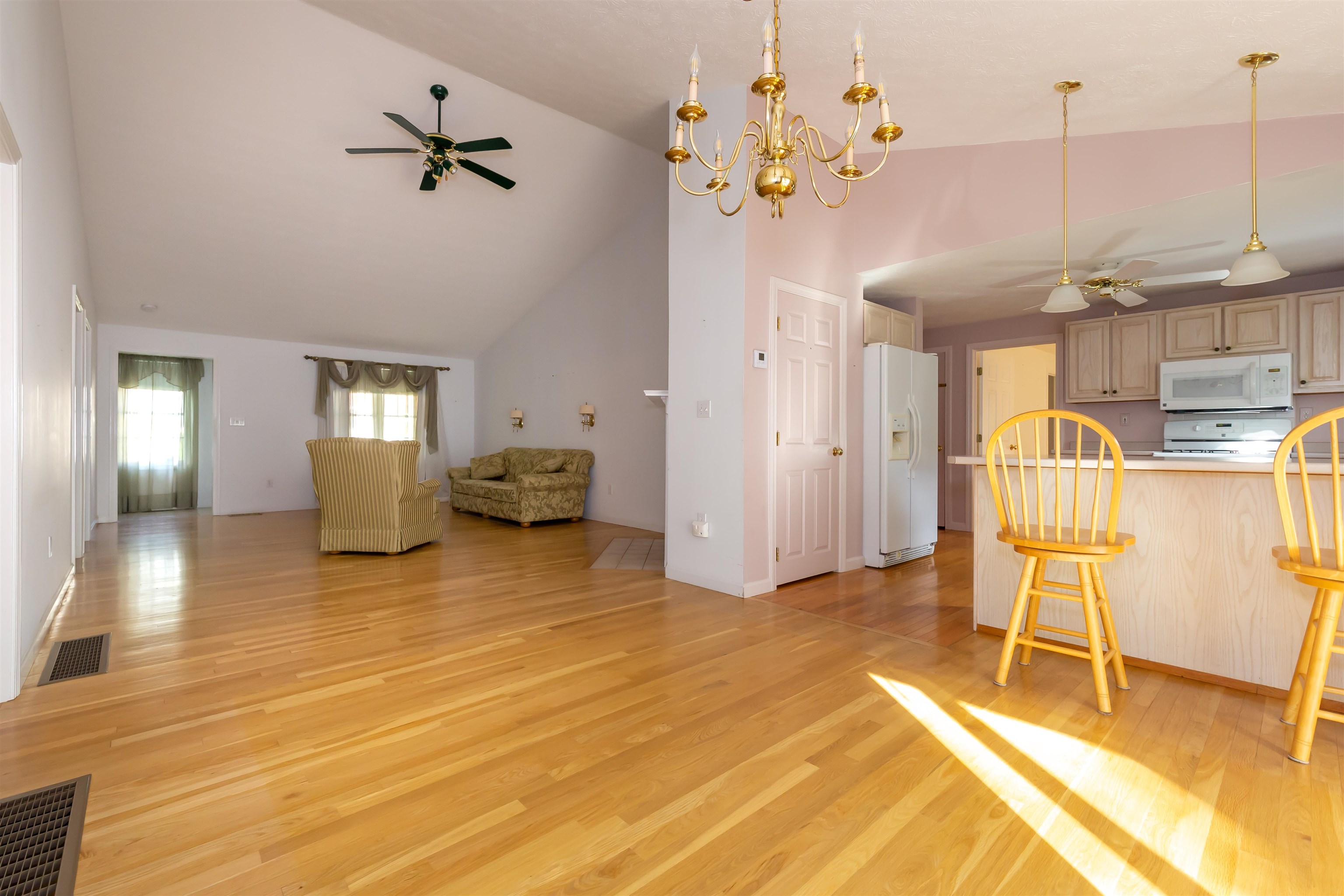 4 Traders Way Nashua, NH 03063 - Photo 12 of 38