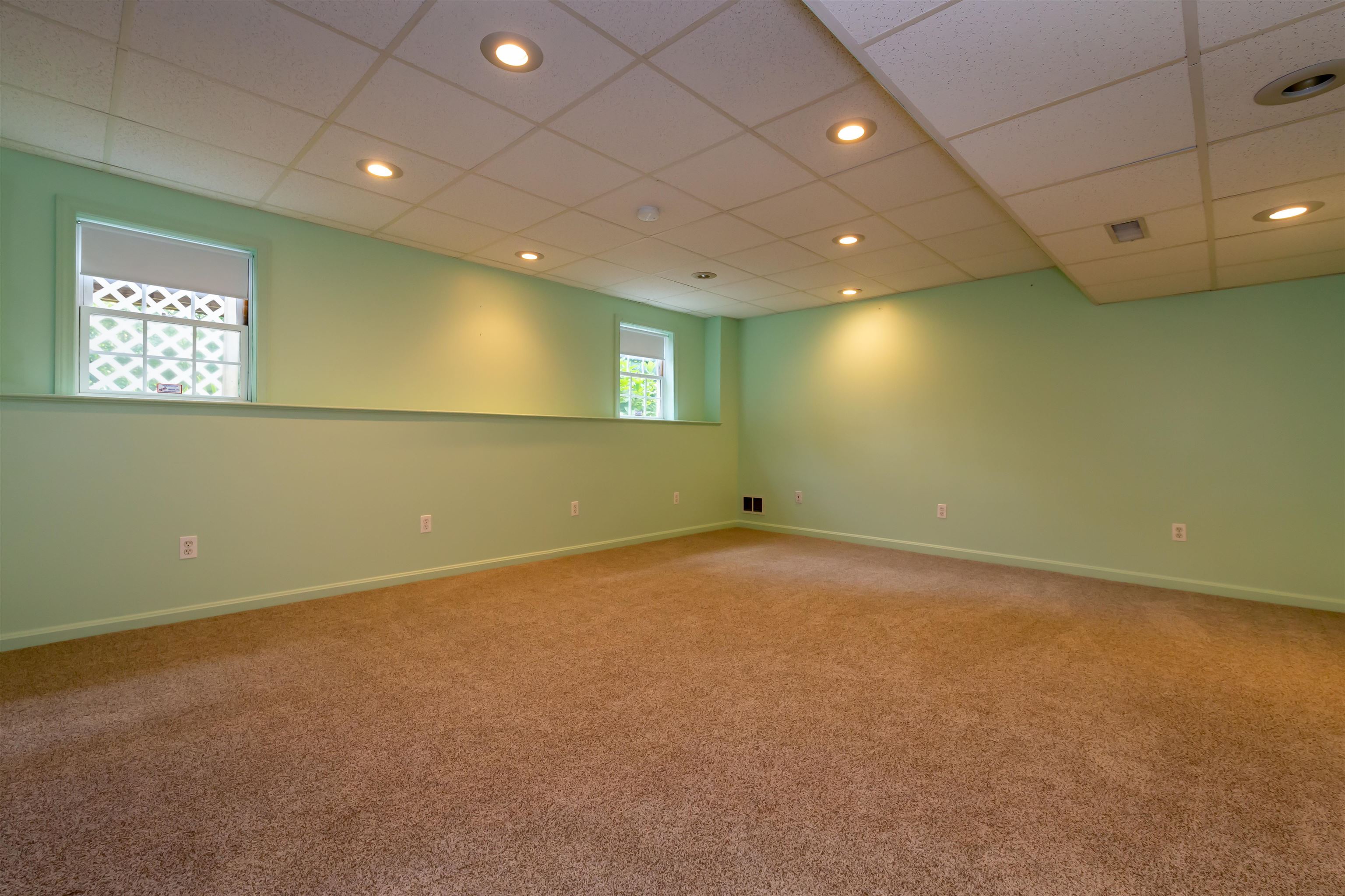 4 Traders Way Nashua, NH 03063 - Photo 32 of 38