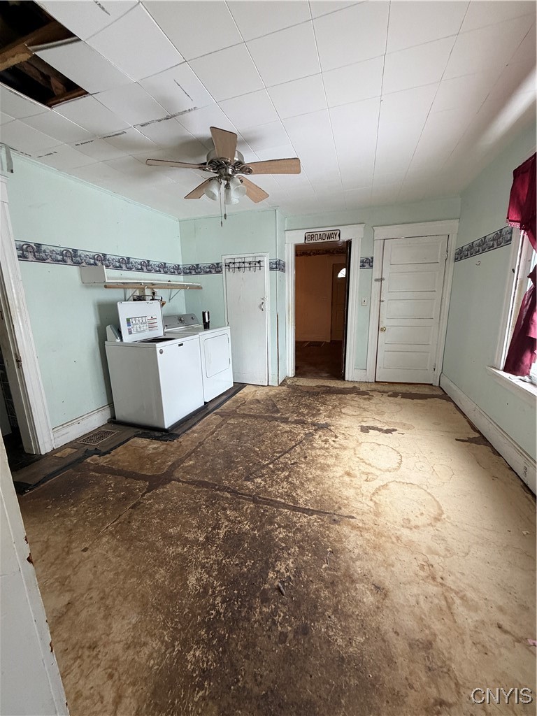 512 Broadway Street Oneida, NY 13421 - Photo 12 of 23 Dining room