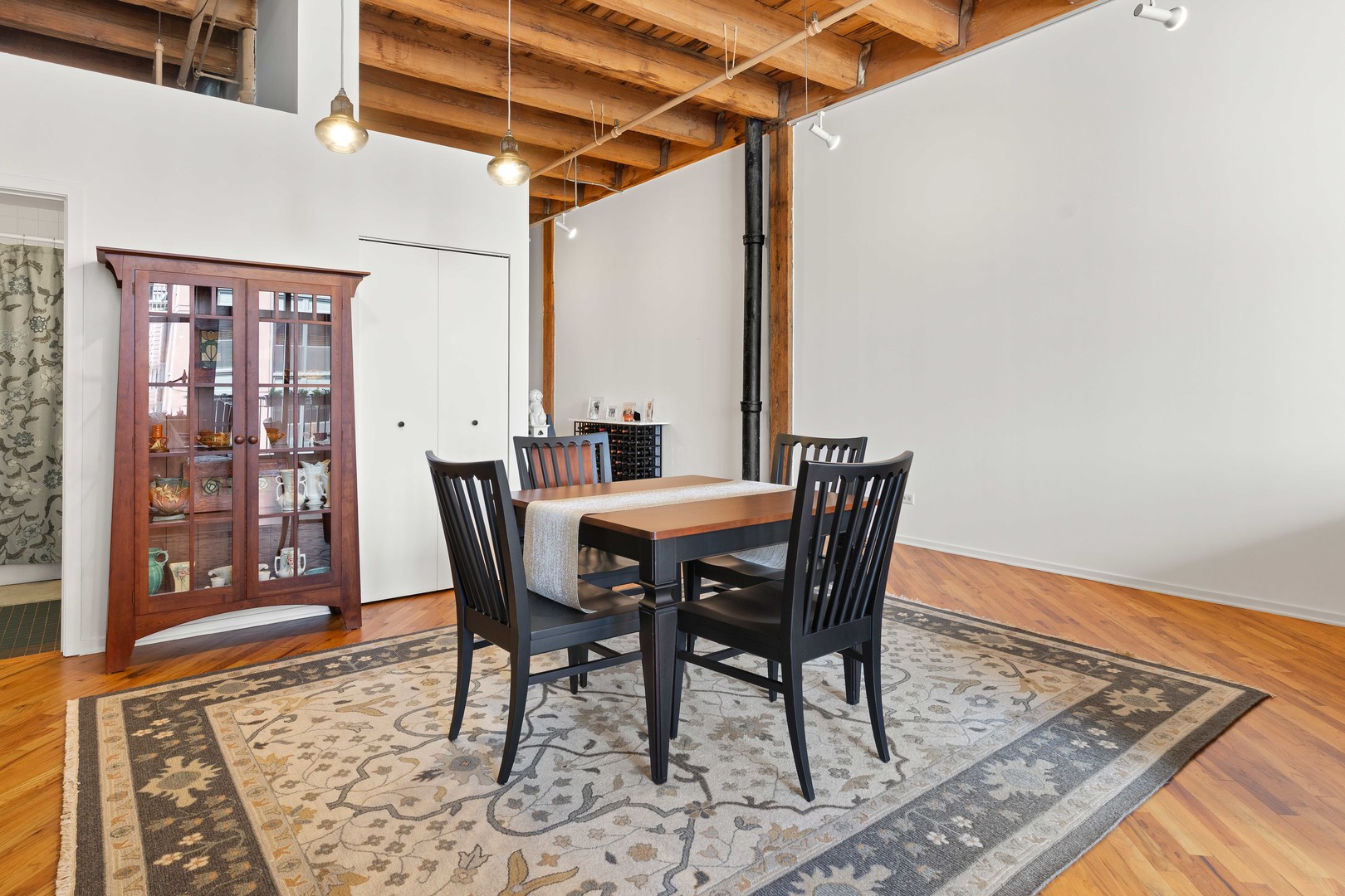 616 West Fulton Street, Unit 503 Chicago, IL 60661 - Photo 6 of 23