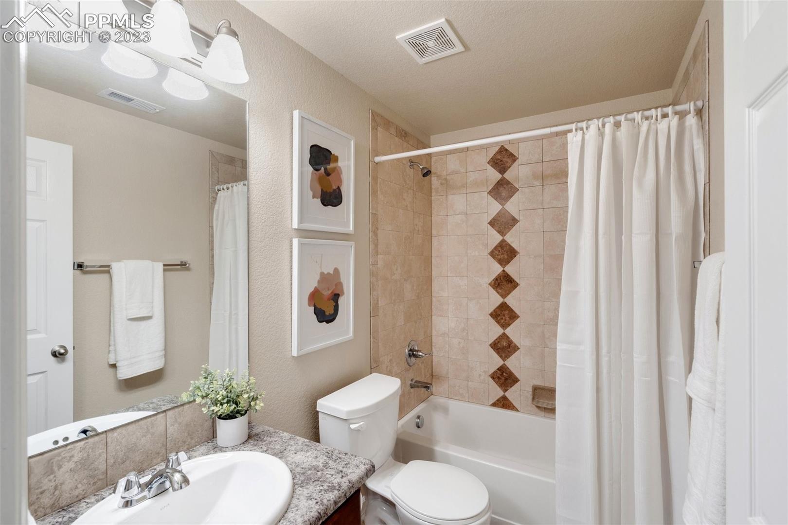 7040 Red Cardinal Loop Colorado Springs, CO 80908 - Photo 20 of 28 Basement Bathroom
