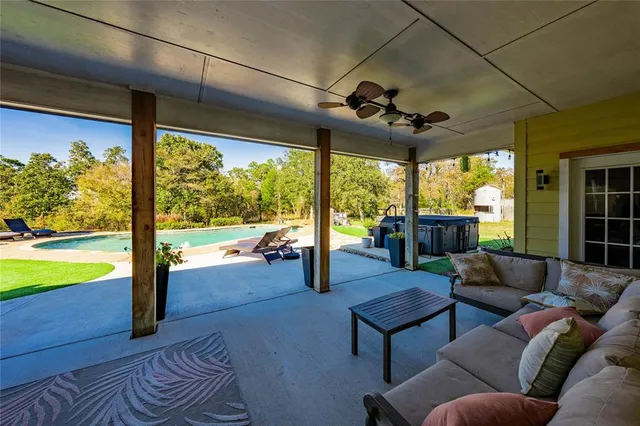 $739,000 | 1836 Anderson County Road 415, Palestine, TX 75803