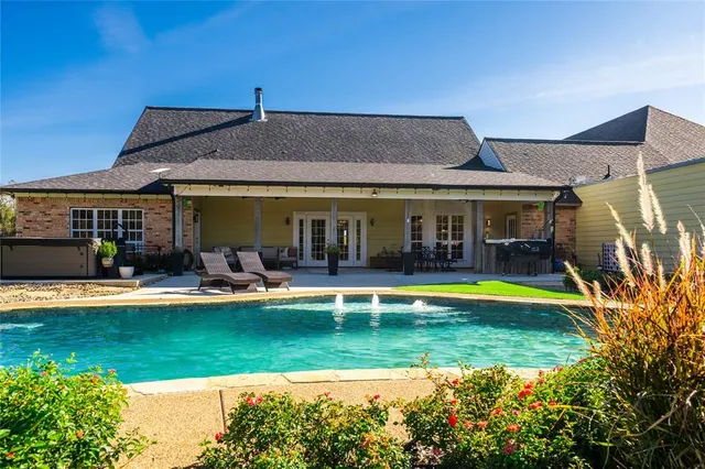 $739,000 | 1836 Anderson County Road 415, Palestine, TX 75803