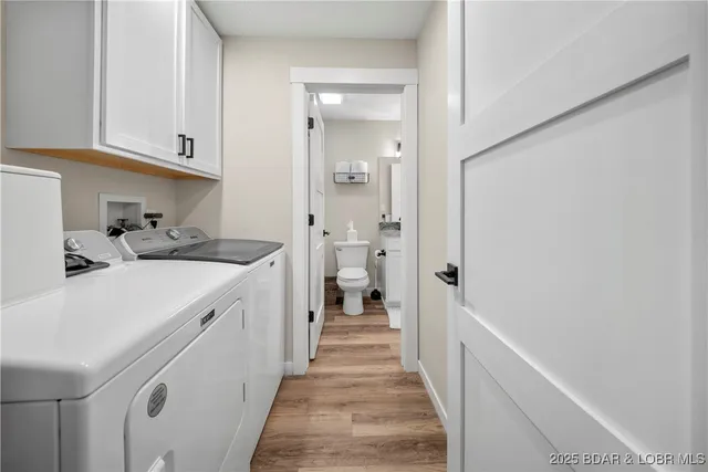 $285,000 | 34 Aqua Finn Drive, Unit 1B, Lake Ozark, MO 65049