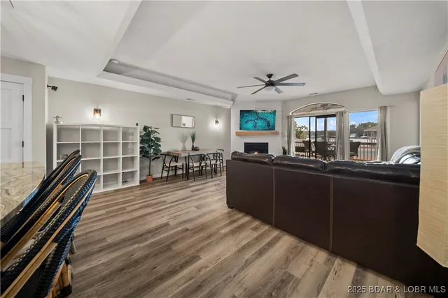 $285,000 | 34 Aqua Finn Drive, Unit 1B, Lake Ozark, MO 65049
