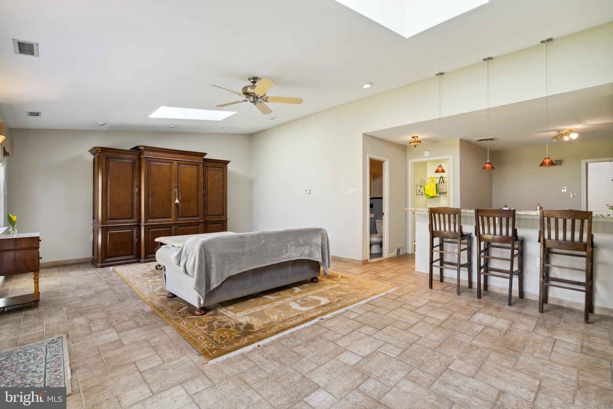 3144 Manor Road Huntingdon Valley, PA 19006 - Photo 13 of 38 Gallery Image 13