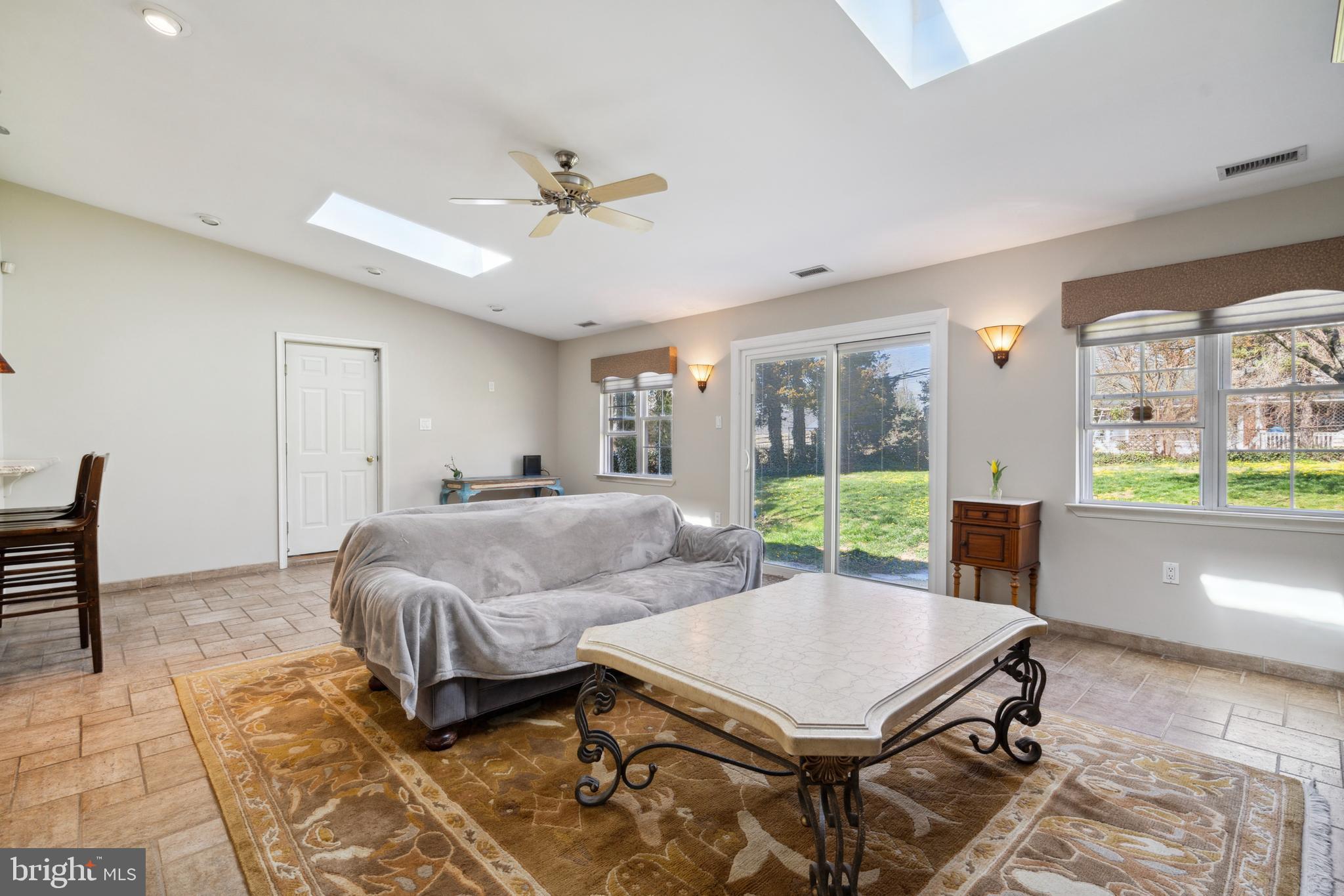3144 Manor Road Huntingdon Valley, PA 19006 - Photo 15 of 38 Gallery Image 15