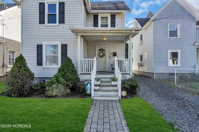 $535,000 | 4 Conover Street, Freehold, NJ 07728