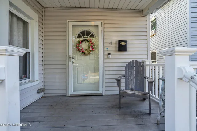 $535,000 | 4 Conover Street, Freehold, NJ 07728