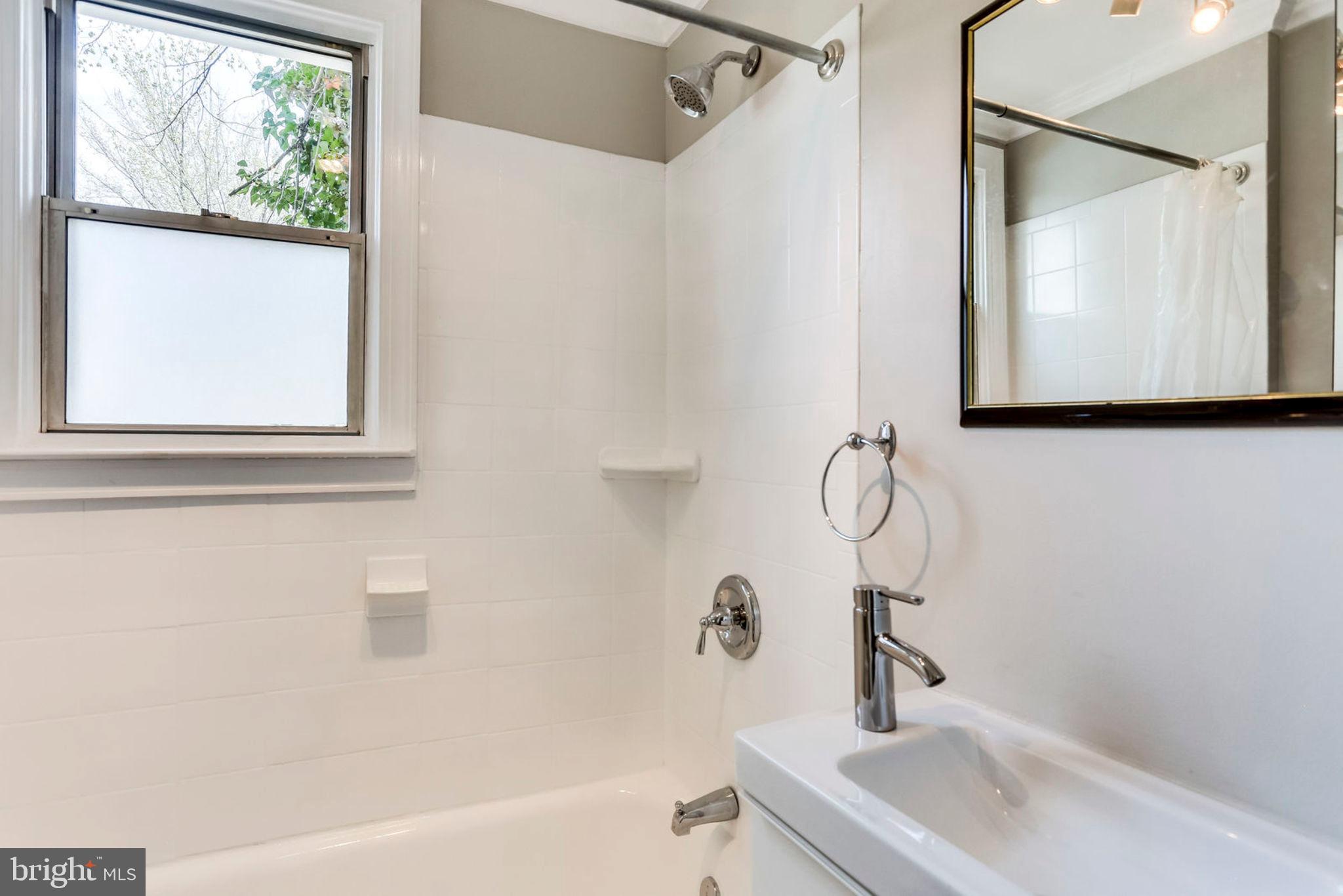 2027 Newton Street Northeast Washington, DC 20018 - Photo 11 of 51