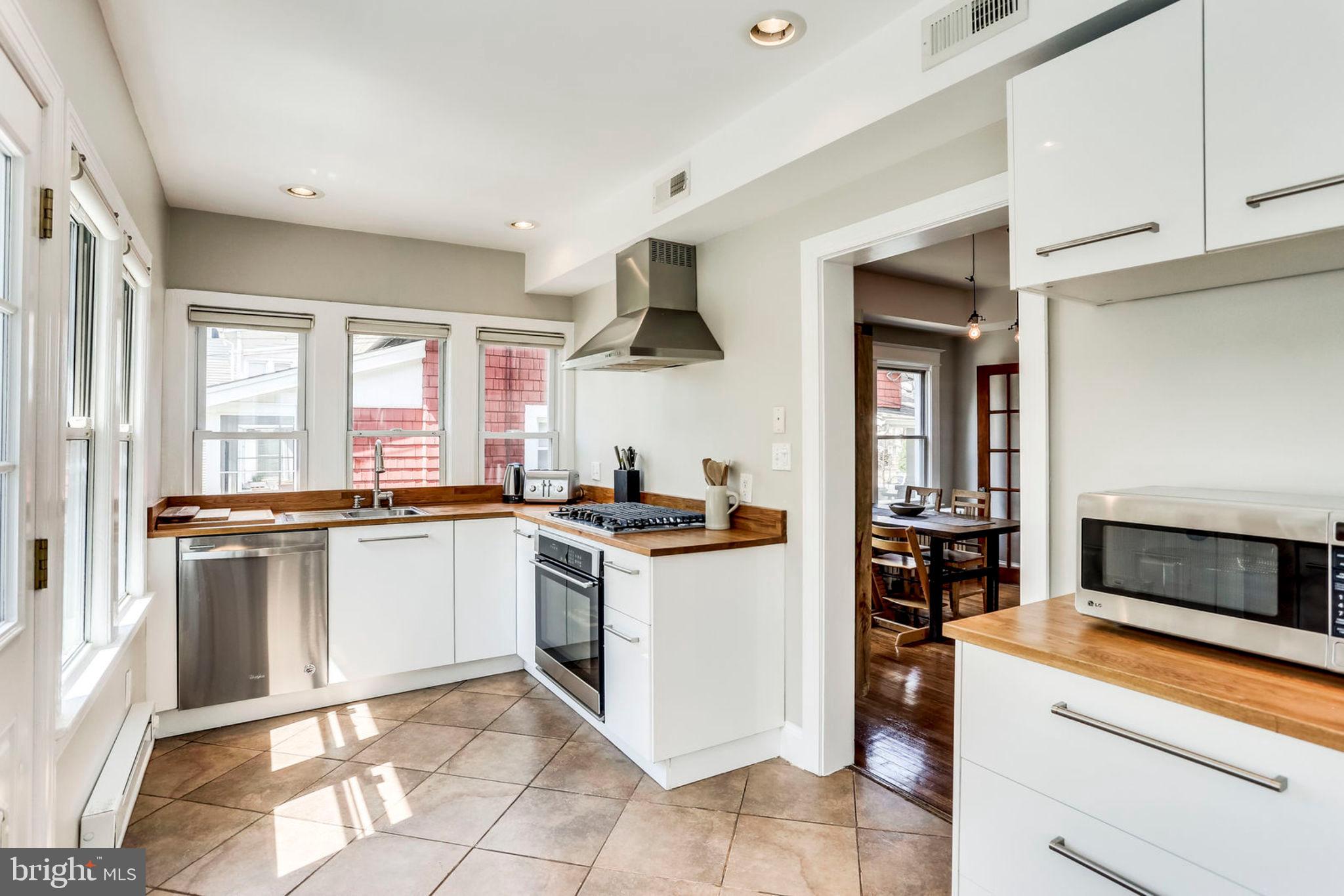 2027 Newton Street Northeast Washington, DC 20018 - Photo 16 of 51