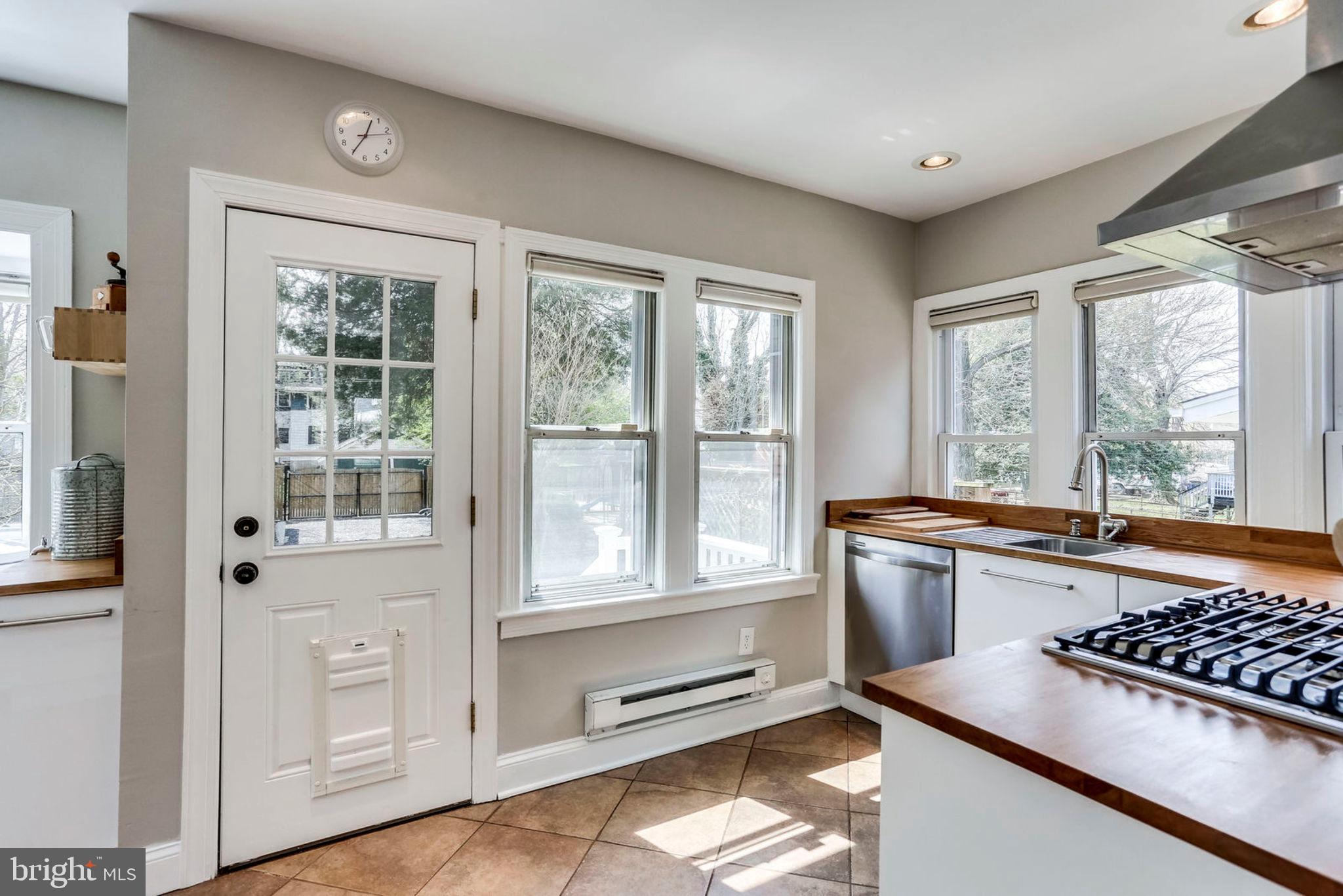 2027 Newton Street Northeast Washington, DC 20018 - Photo 19 of 51