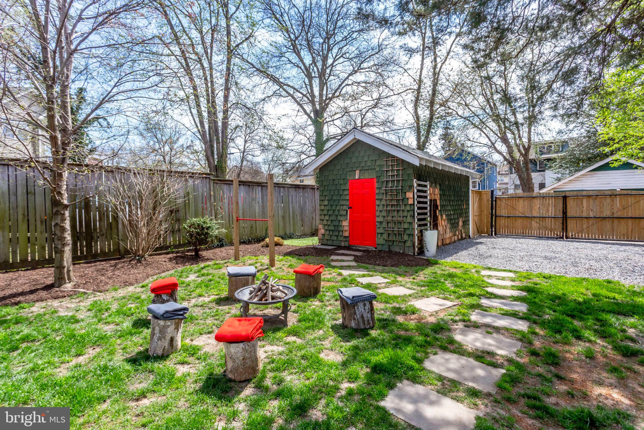 2027 Newton Street Northeast Washington, DC 20018 - Photo 25 of 51