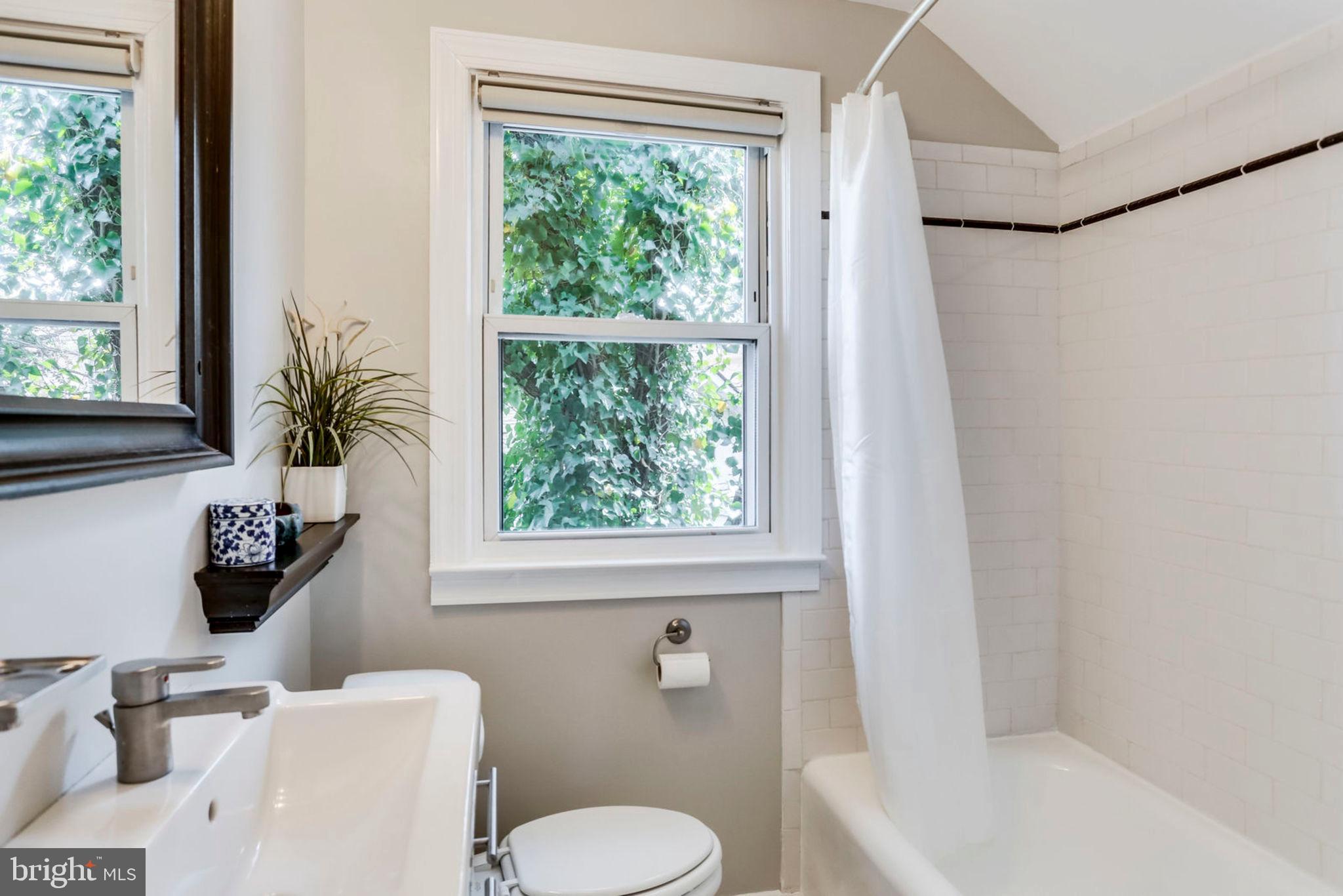 2027 Newton Street Northeast Washington, DC 20018 - Photo 37 of 51