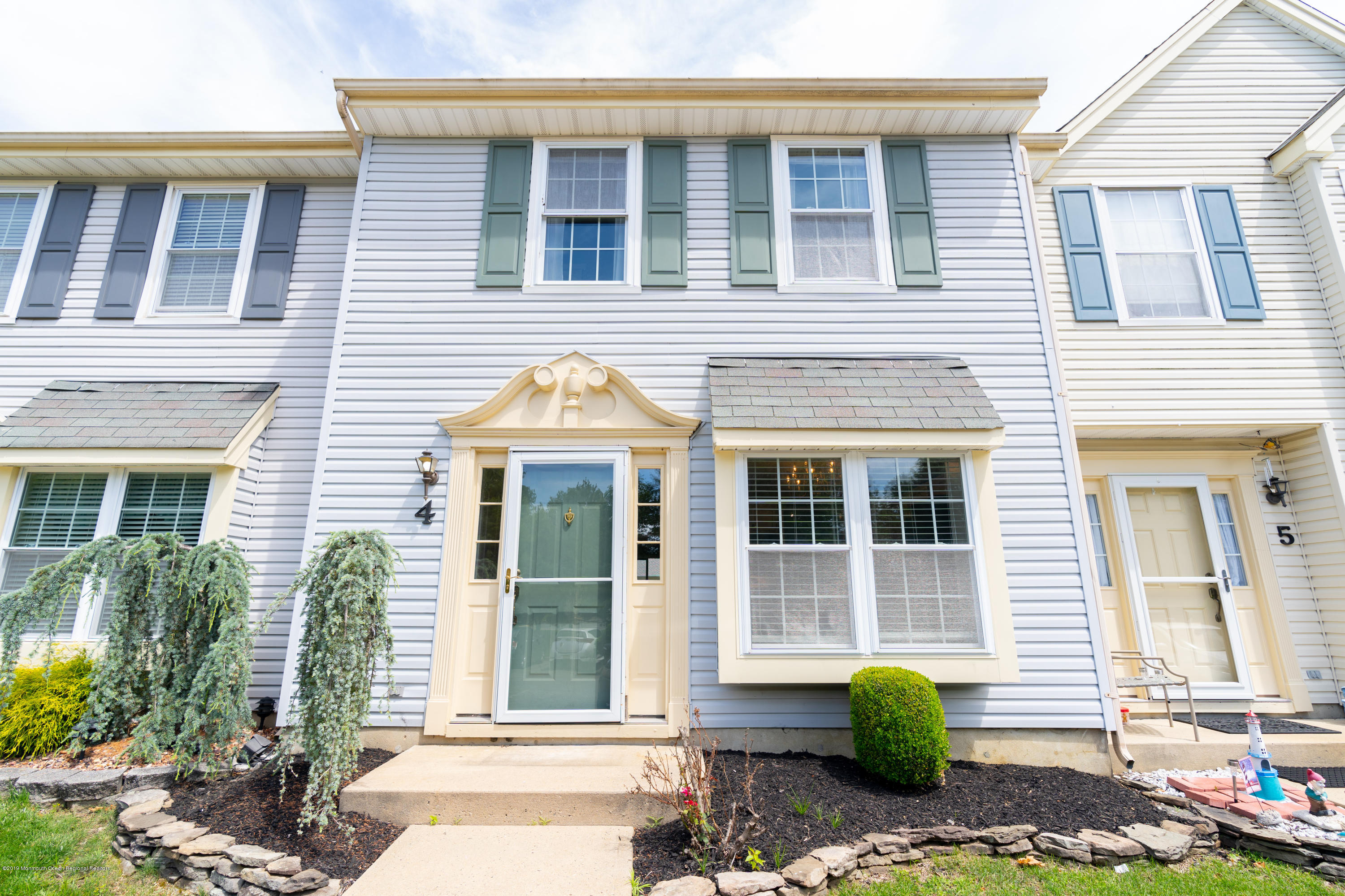 52 Aberdare Court, Unit 4 Freehold, NJ 07728 - Photo 1 of 21 TRP00459