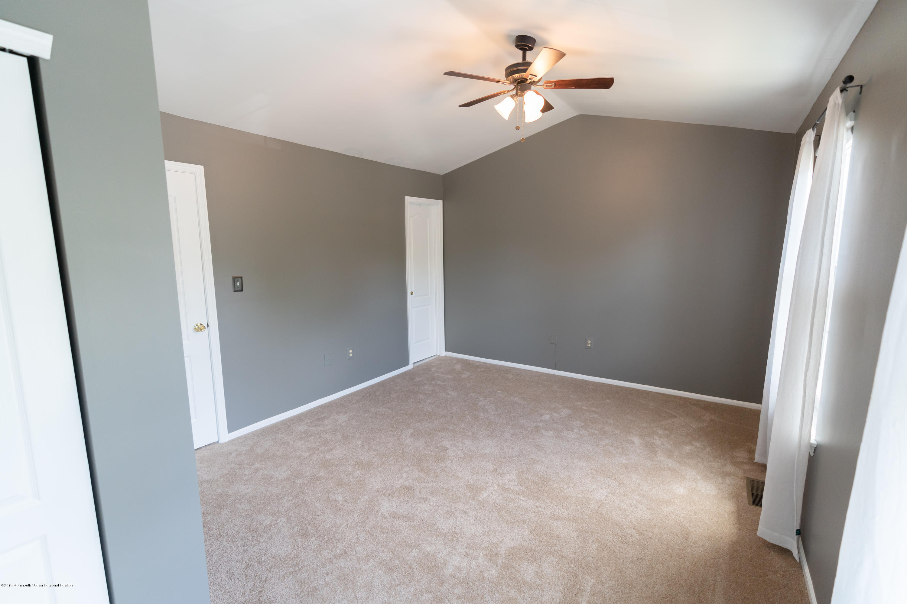 52 Aberdare Court, Unit 4 Freehold, NJ 07728 - Photo 12 of 21 TRP00413