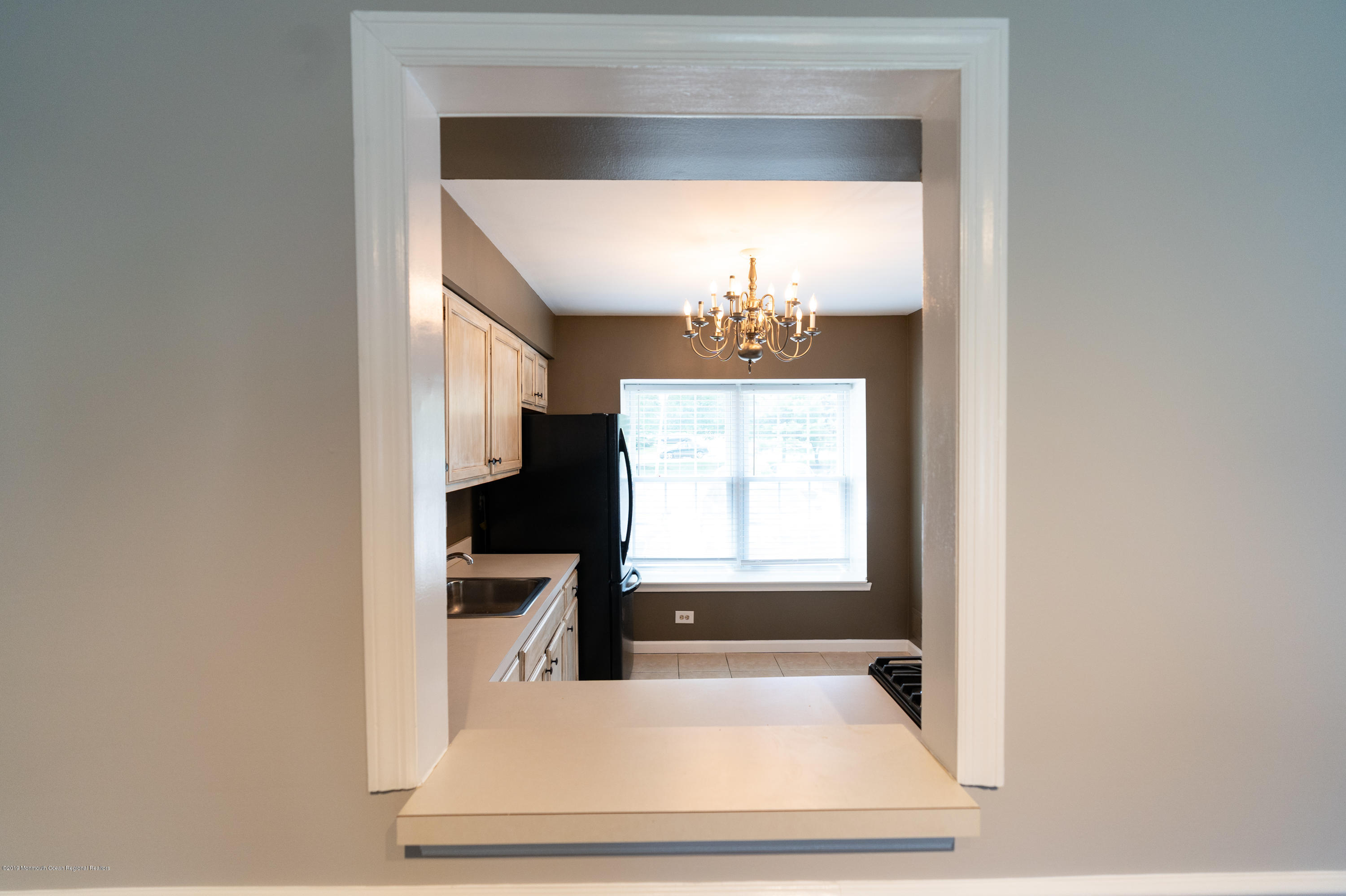 52 Aberdare Court, Unit 4 Freehold, NJ 07728 - Photo 5 of 21 TRP00377