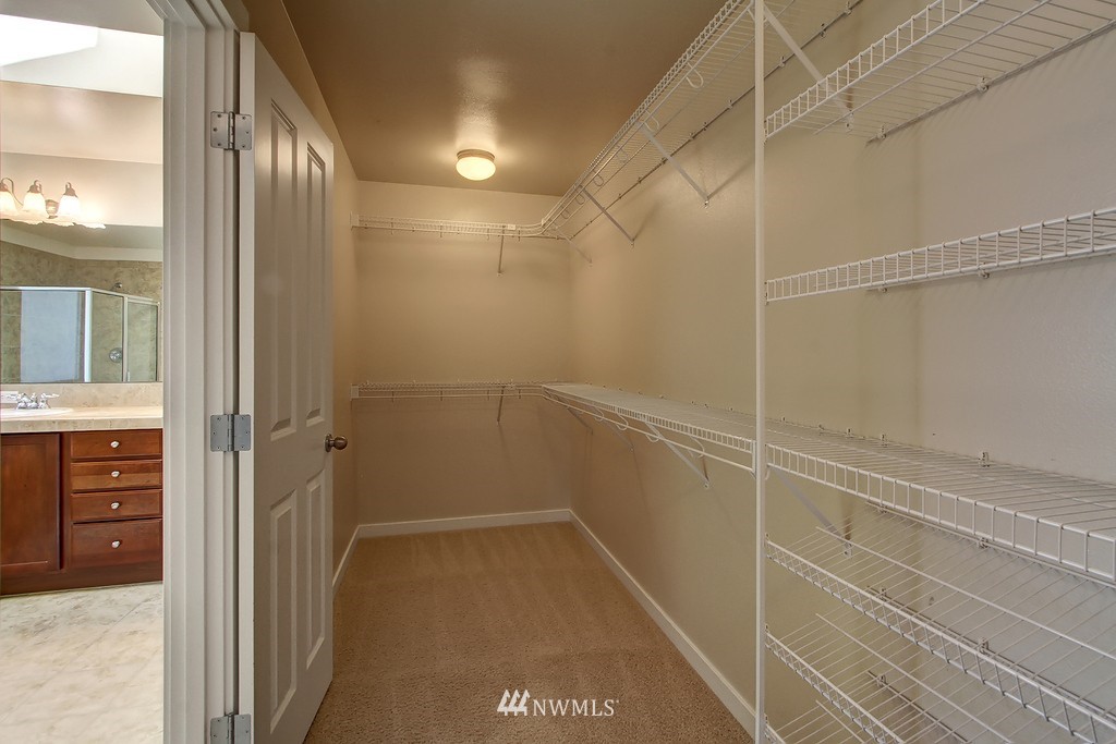21933 44th Drive Southeast Bothell, WA 98021 - Photo 12 of 21