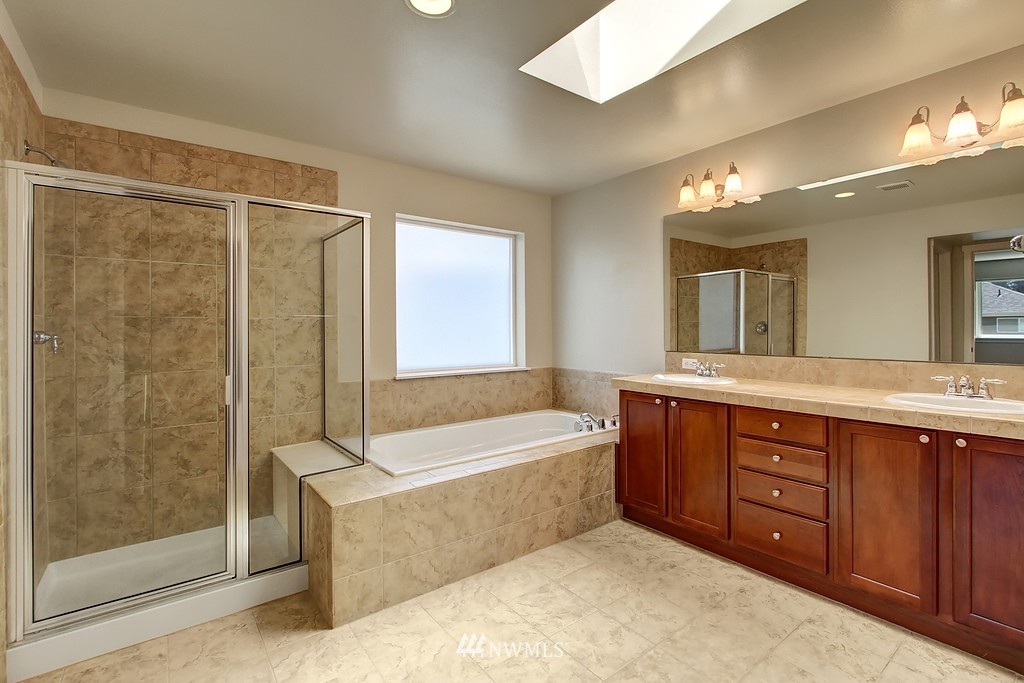 21933 44th Drive Southeast Bothell, WA 98021 - Photo 13 of 21