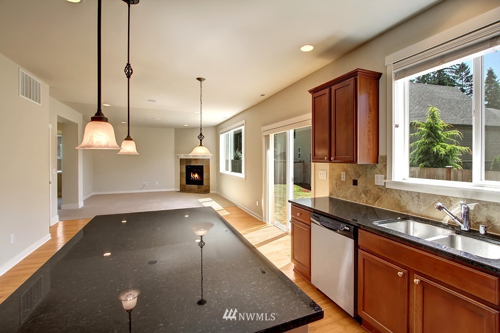 21933 44th Drive Southeast Bothell, WA 98021 - Photo 7 of 21