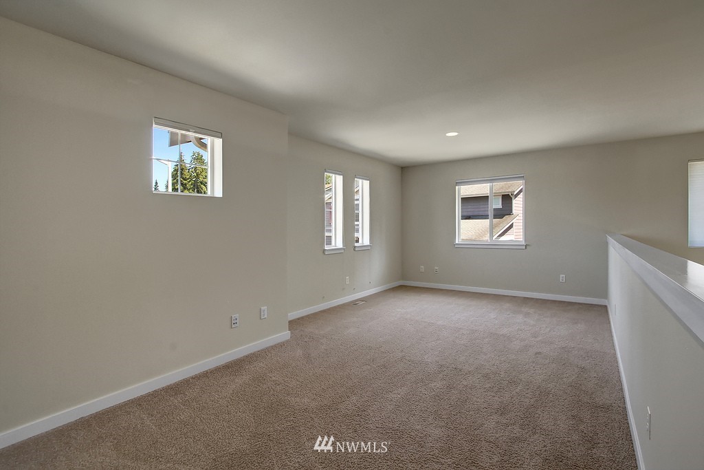 21933 44th Drive Southeast Bothell, WA 98021 - Photo 9 of 21
