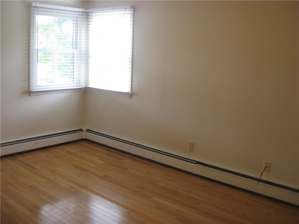 2317 East Main Road Portsmouth, RI 02871 - Photo 14 of 35