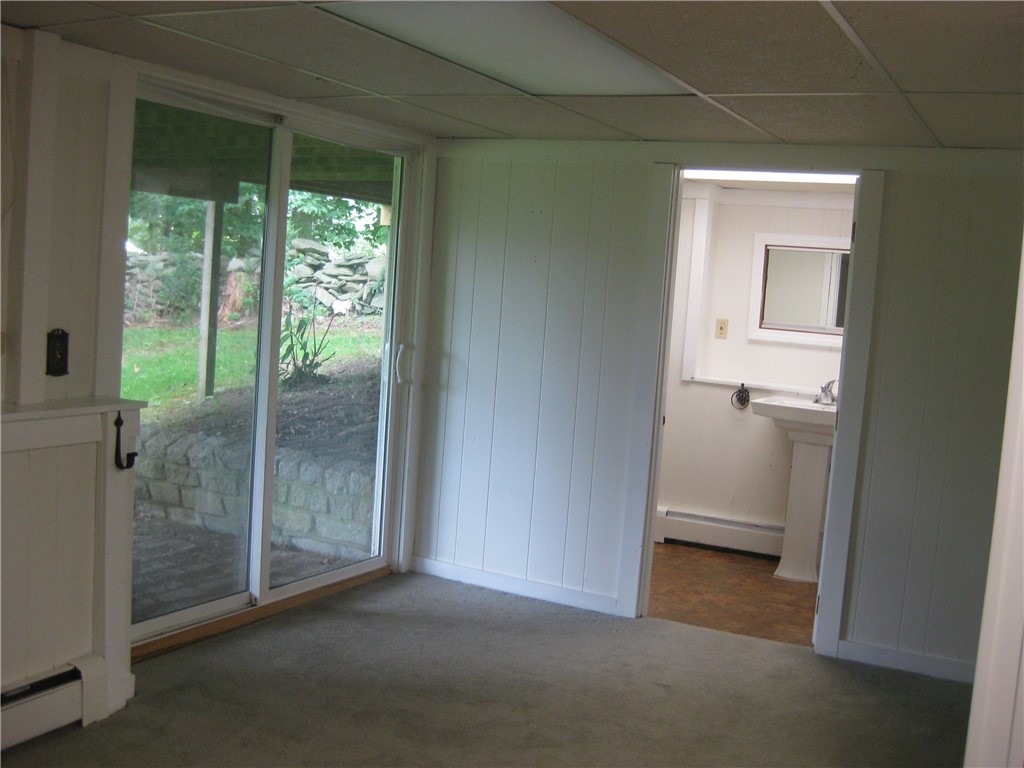 2317 East Main Road Portsmouth, RI 02871 - Photo 20 of 35