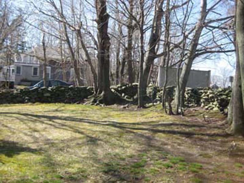 2317 East Main Road Portsmouth, RI 02871 - Photo 28 of 35