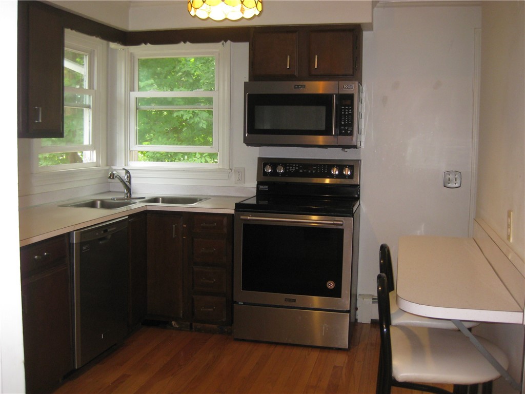 2317 East Main Road Portsmouth, RI 02871 - Photo 10 of 35