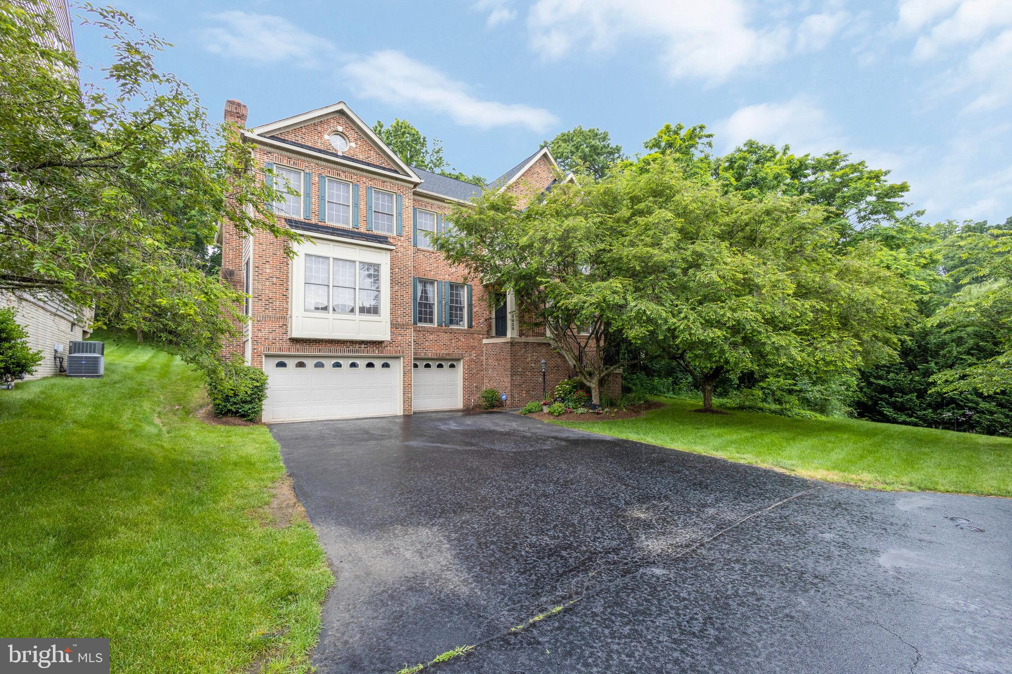 5658 Clouds Mill Drive Alexandria, VA 22310 - Photo 2 of 68 End of the Pipestem Privacy
